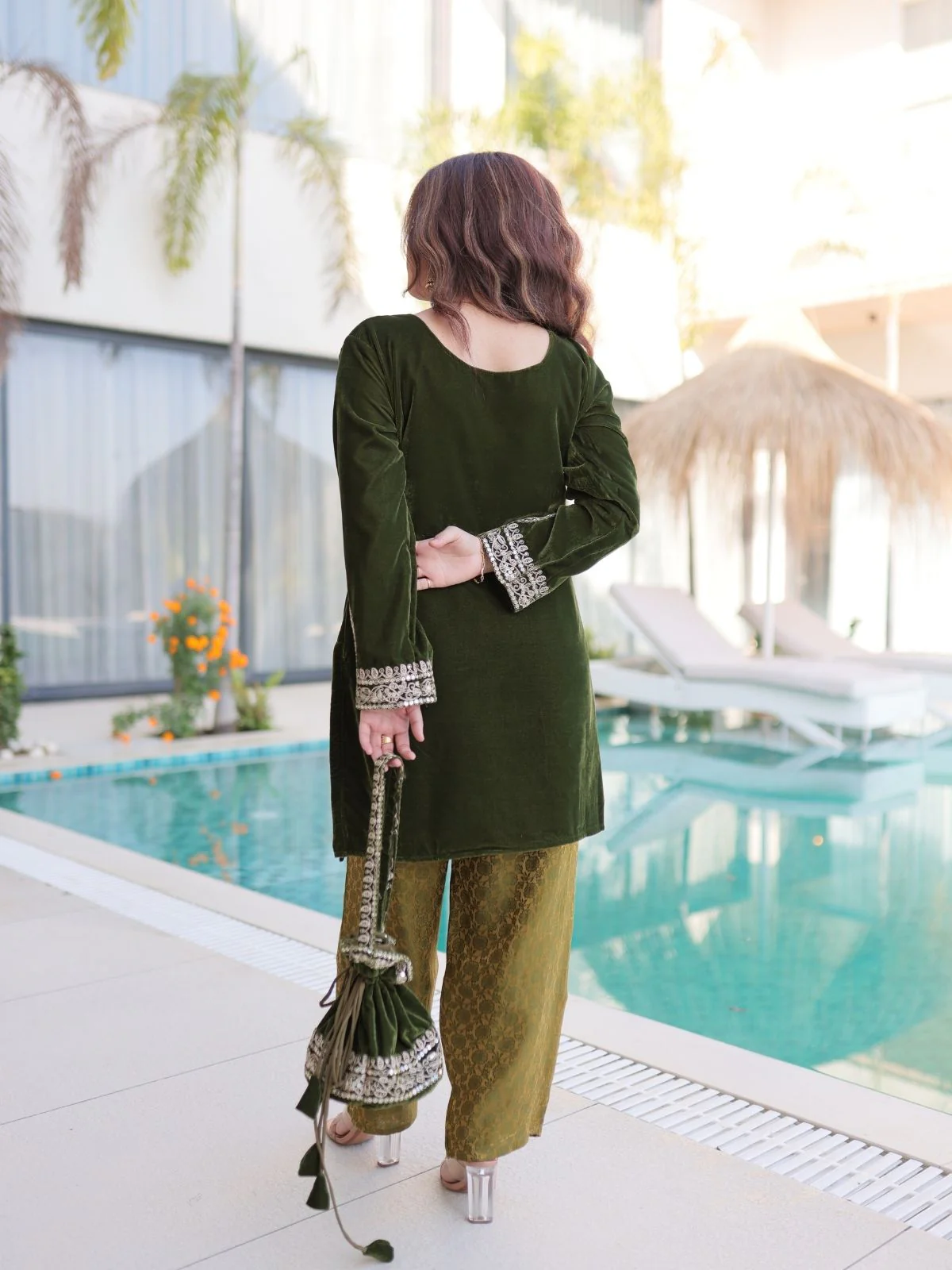 Odette Olive Velvet Embroidered Kurta Set For Women - Image 3