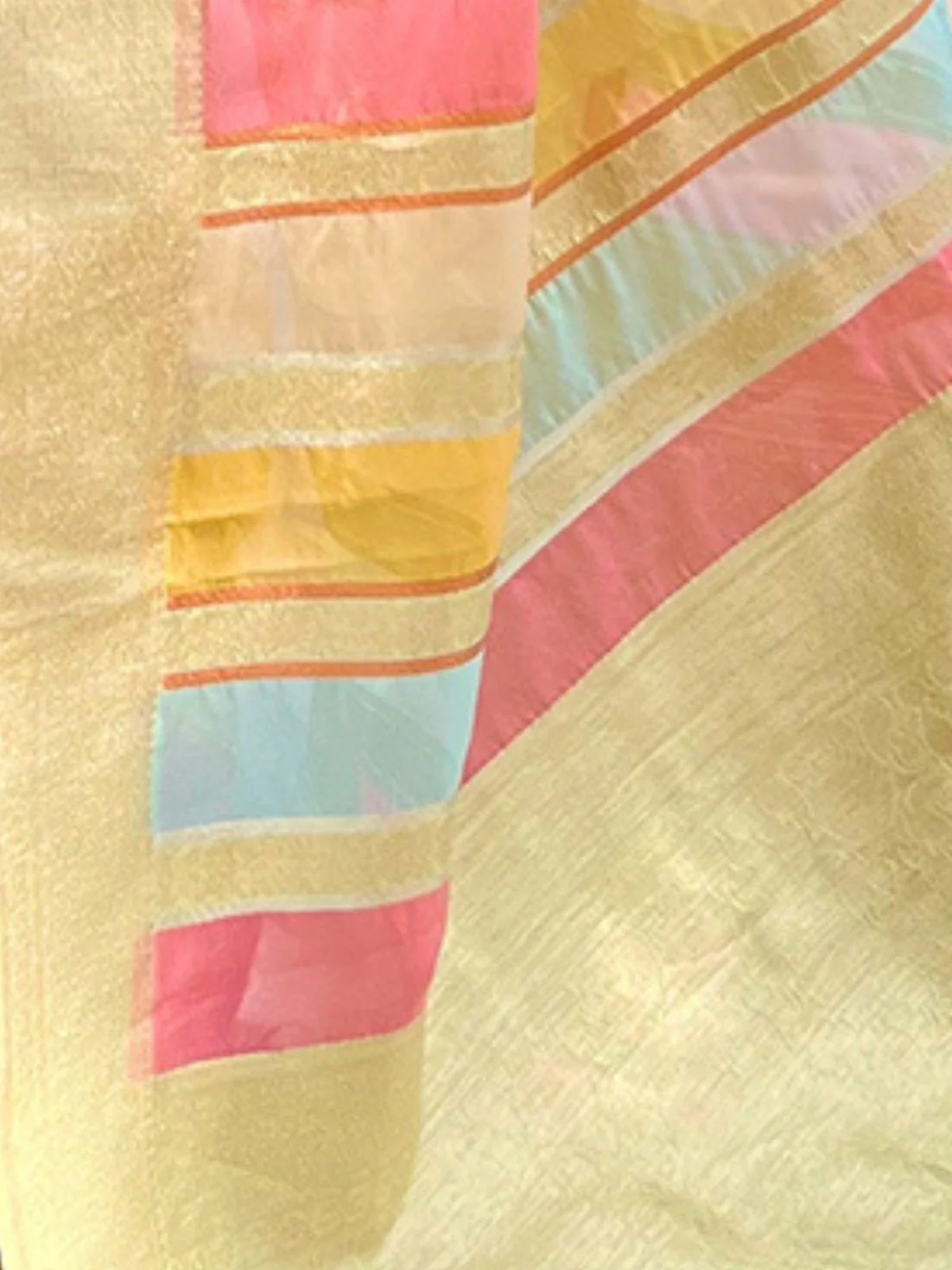 Odette Olive Woven Design Organza Saree With Unstitched Blouse For Women - Image 4