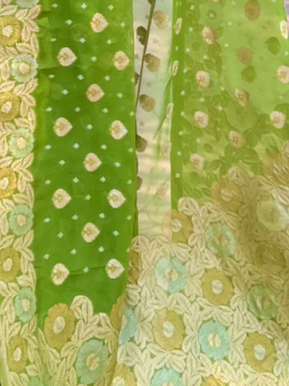 Odette Olive Woven Design Organza Saree With Unstitched Blouse For Women - Image 4