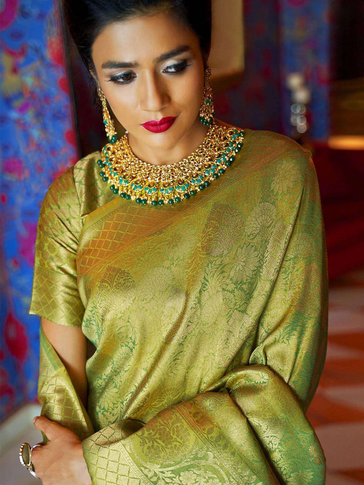 Odette Olive Woven Design Silk Blend Saree With Unstitched Blouse For Women - Image 2