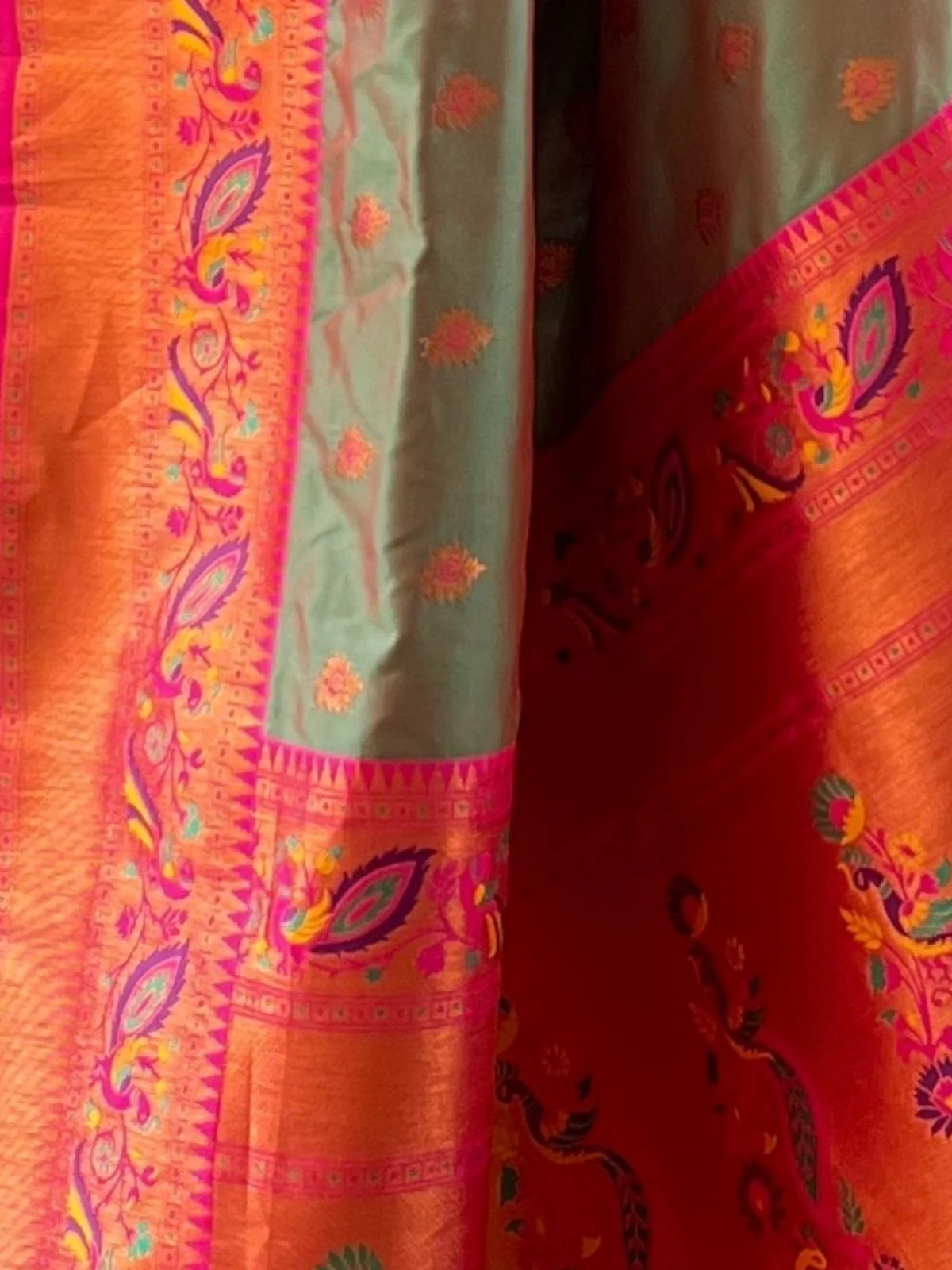 Odette Olive Woven Design Silk Blend Saree With Unstitched Blouse For Women - Image 4