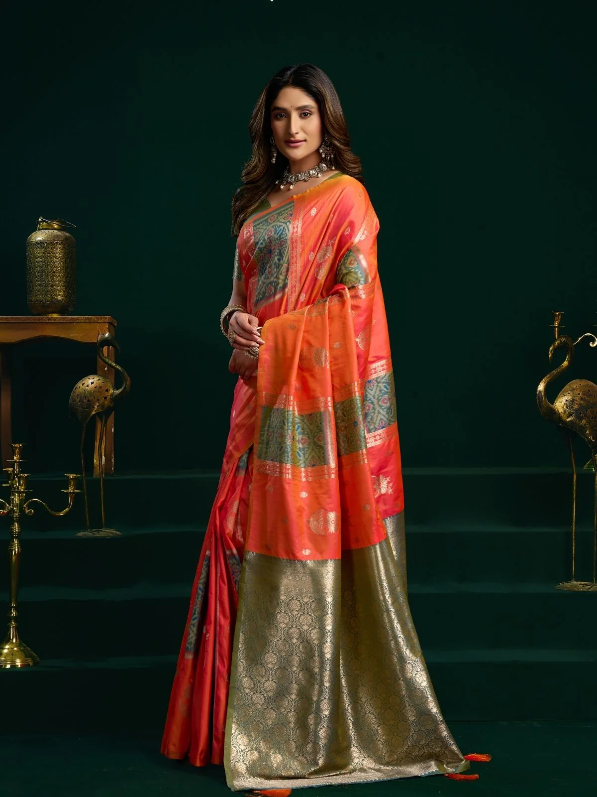 Odette Orange and Green Silk Blend Woven Saree For Women - Image 2