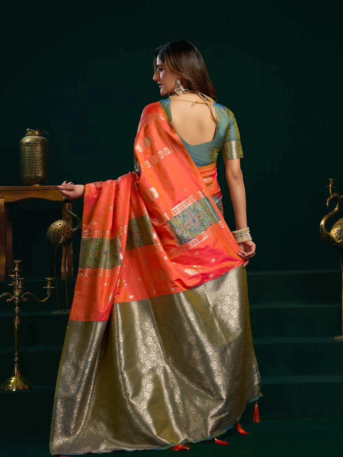 Odette Orange and Green Silk Blend Woven Saree For Women - Image 4
