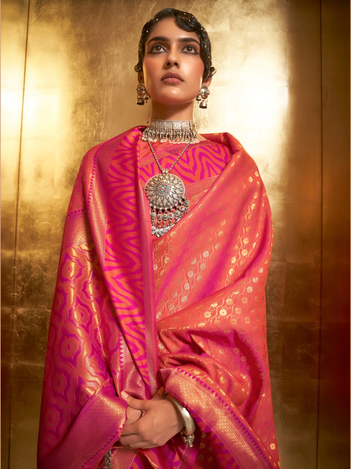Odette Orange And Pink Woven Design Silk Blend Saree With Unstitched Blouse For Women - Image 2