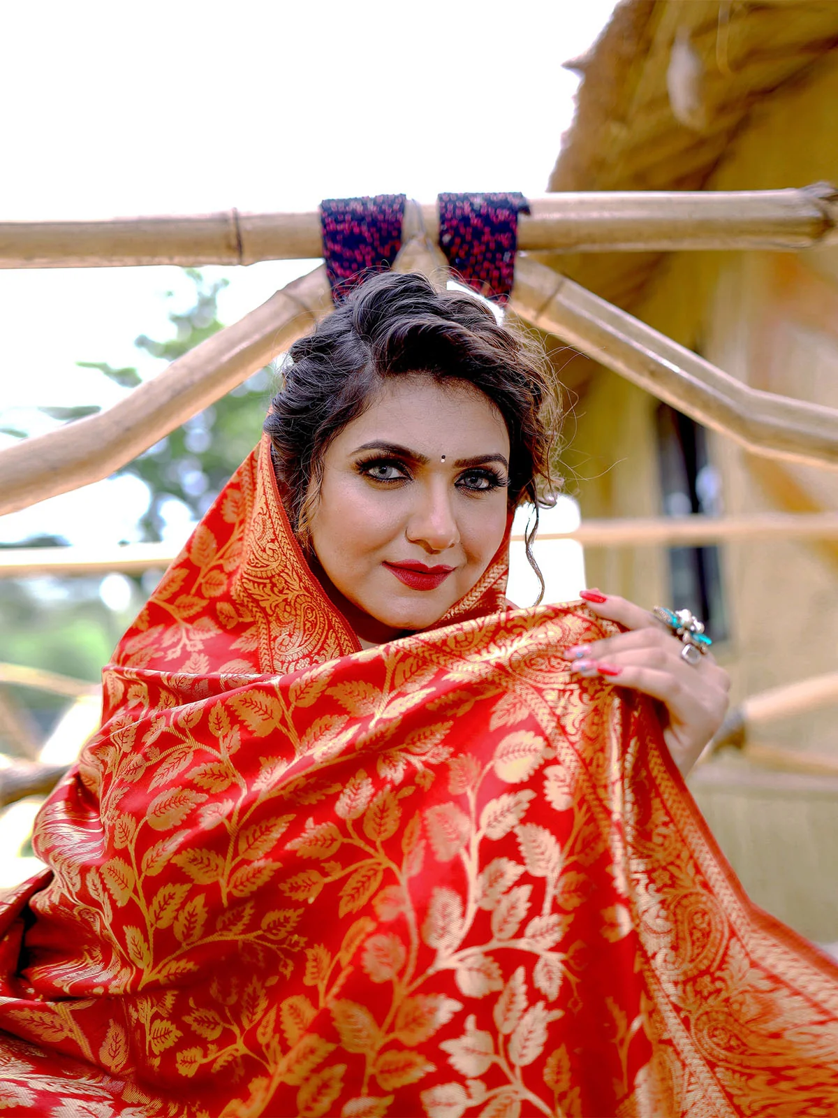 Odette Orange Banarasi Silk Woven Saree With Unstitched Blouse For Women - Image 2