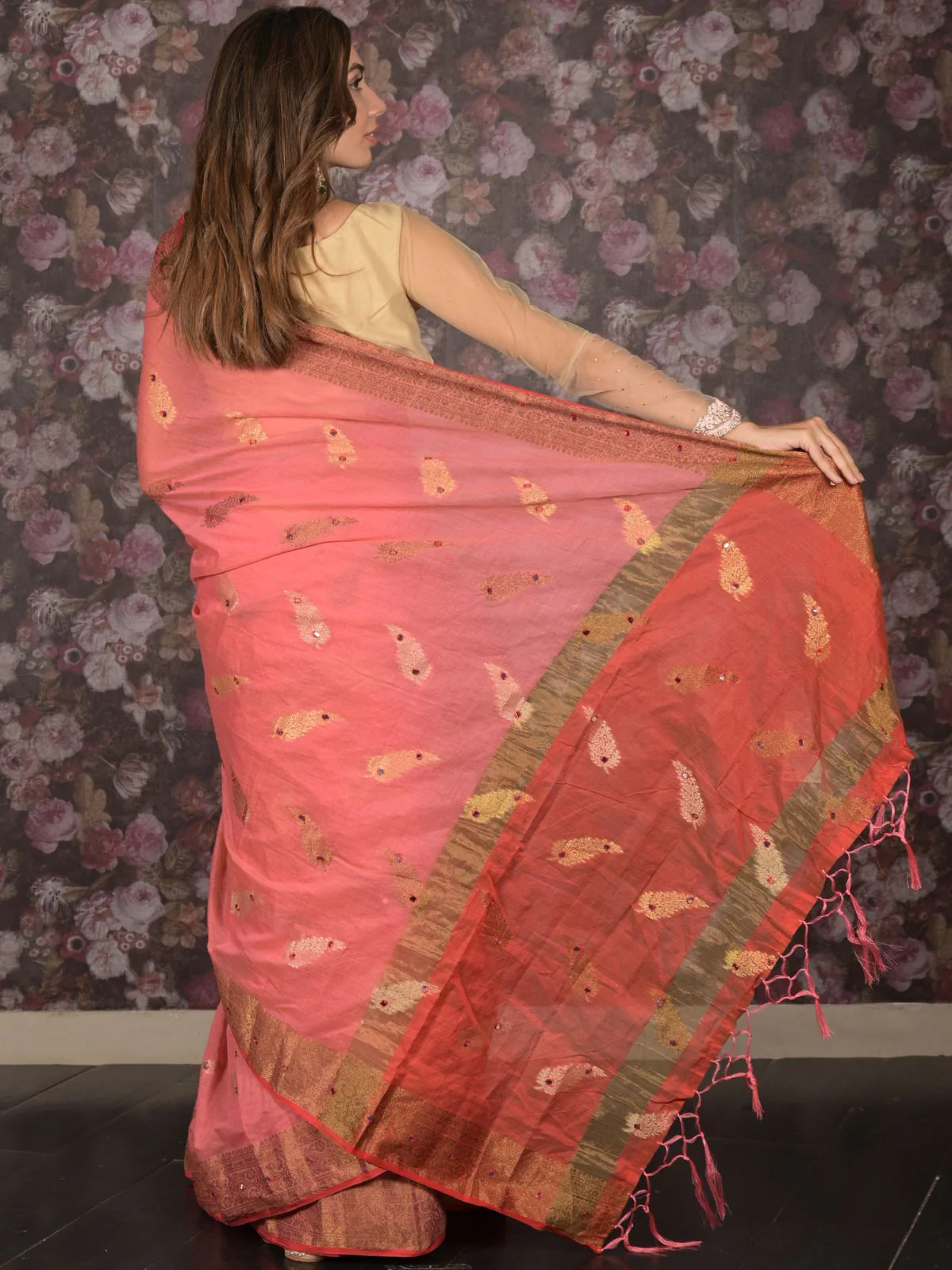 Odette Orange Faux Mirror Embroidered Cotton Blend Saree Without Blouse for Women - Image 4