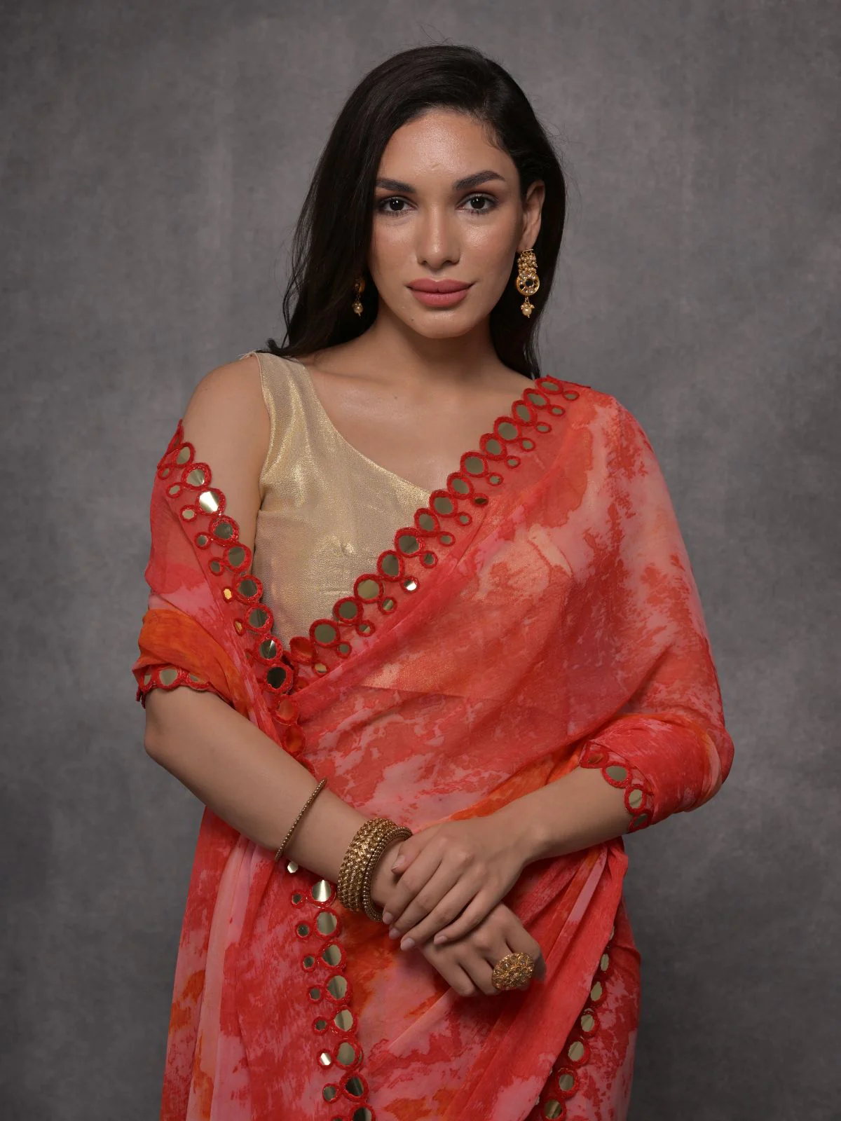Odette Orange and Pink Printed Georgette Saree With Unstitched Blouse For Women - Image 4