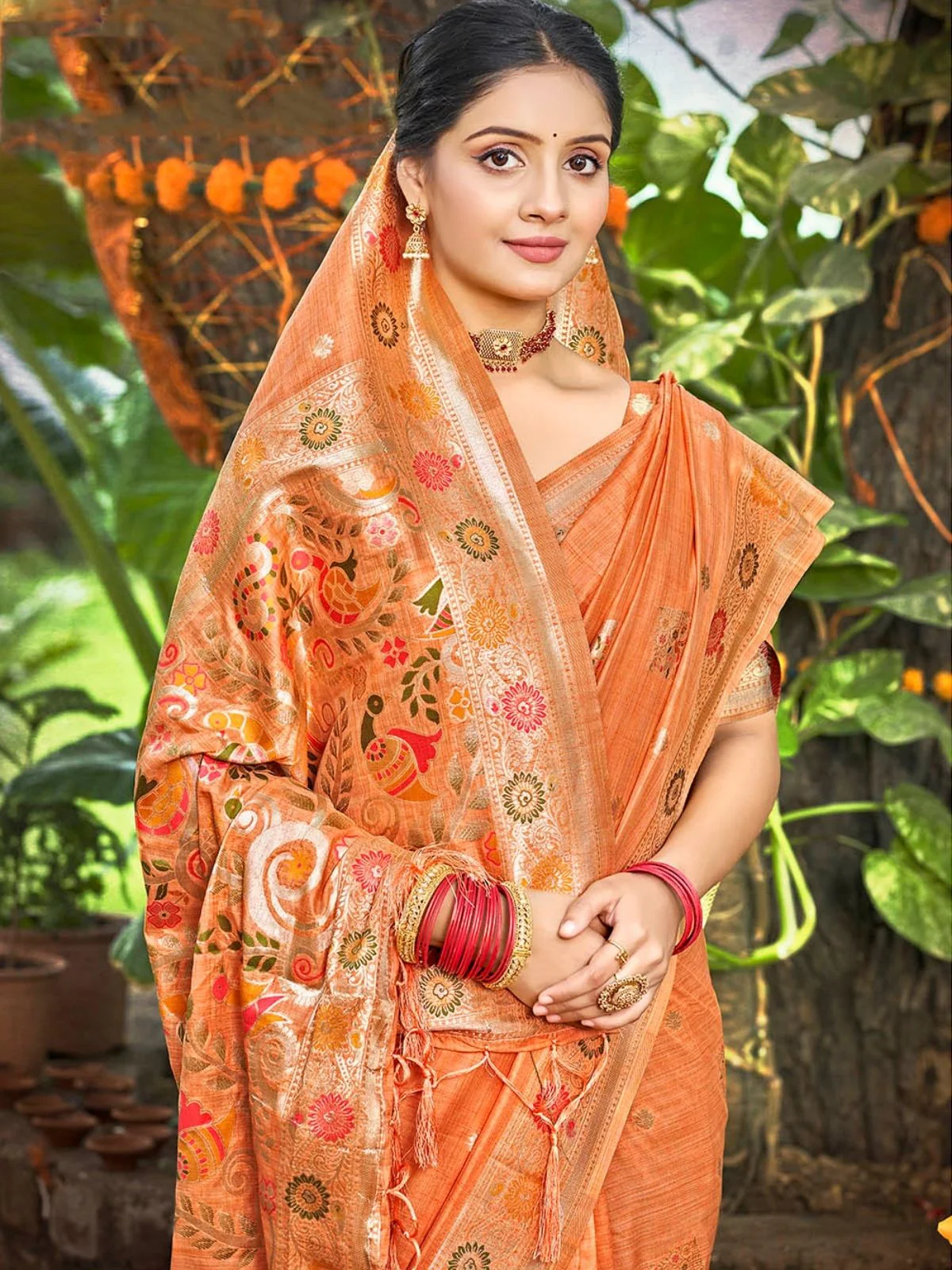 Odette Orange Silk Blend Printed Saree For Women - Image 2