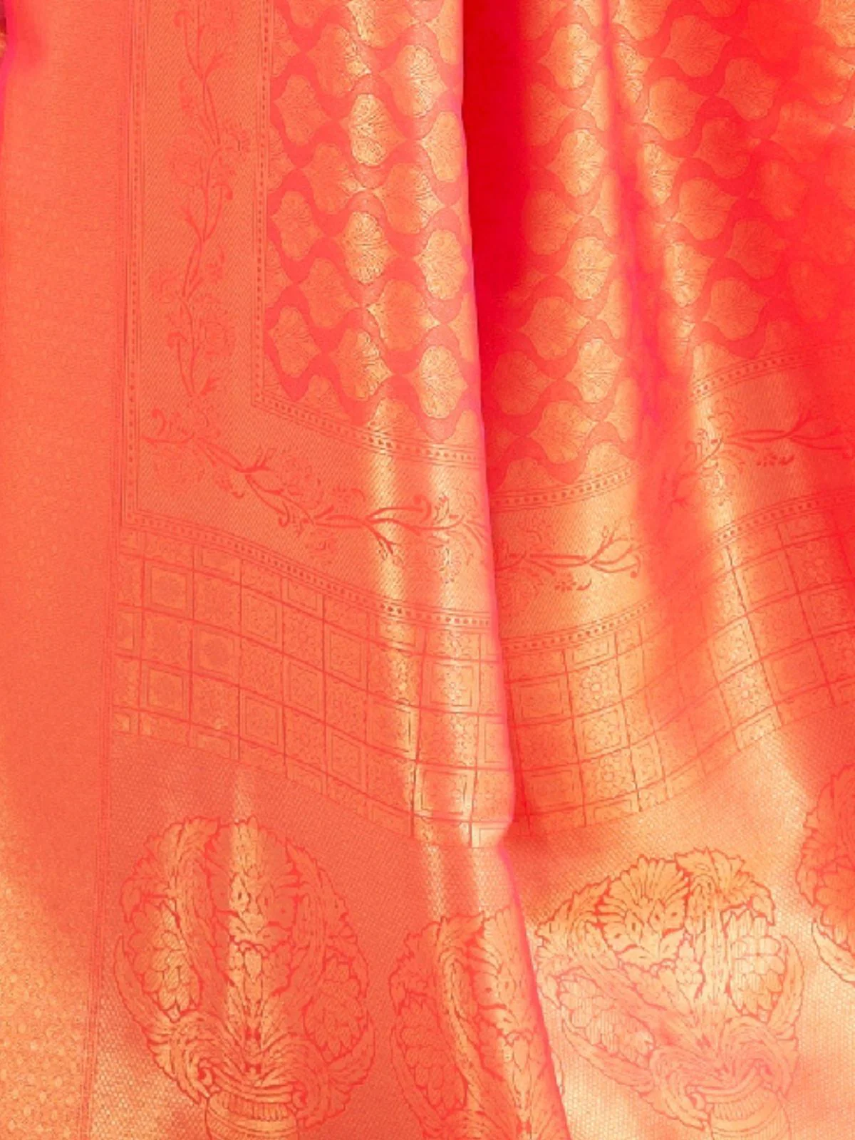 Odette Orange Silk Blend Woven Saree With Unstitched Blouse For Women - Image 3