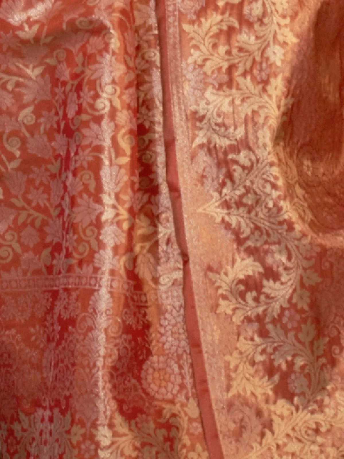 Odette Orange Silk Blend Woven Saree With Unstitched Blouse For  Women - Image 3