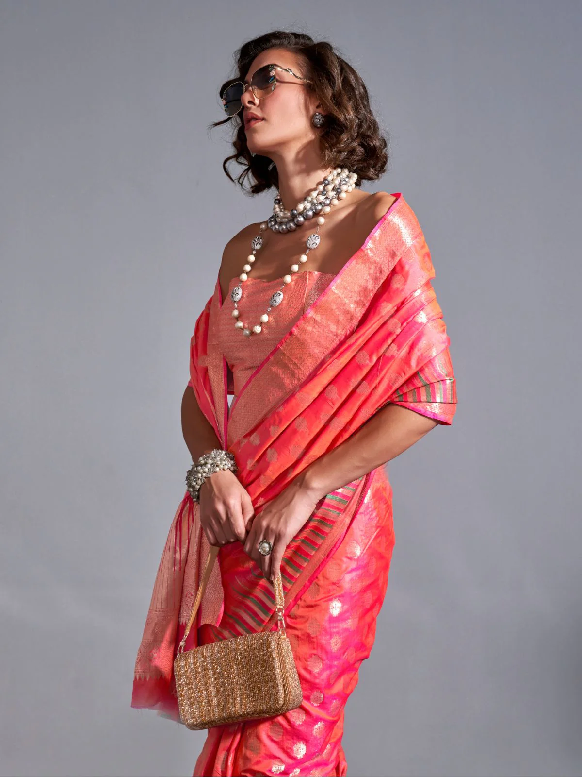 Odette Orange Silk Blend Woven Saree With Unstitched Blouse For Women - Image 2