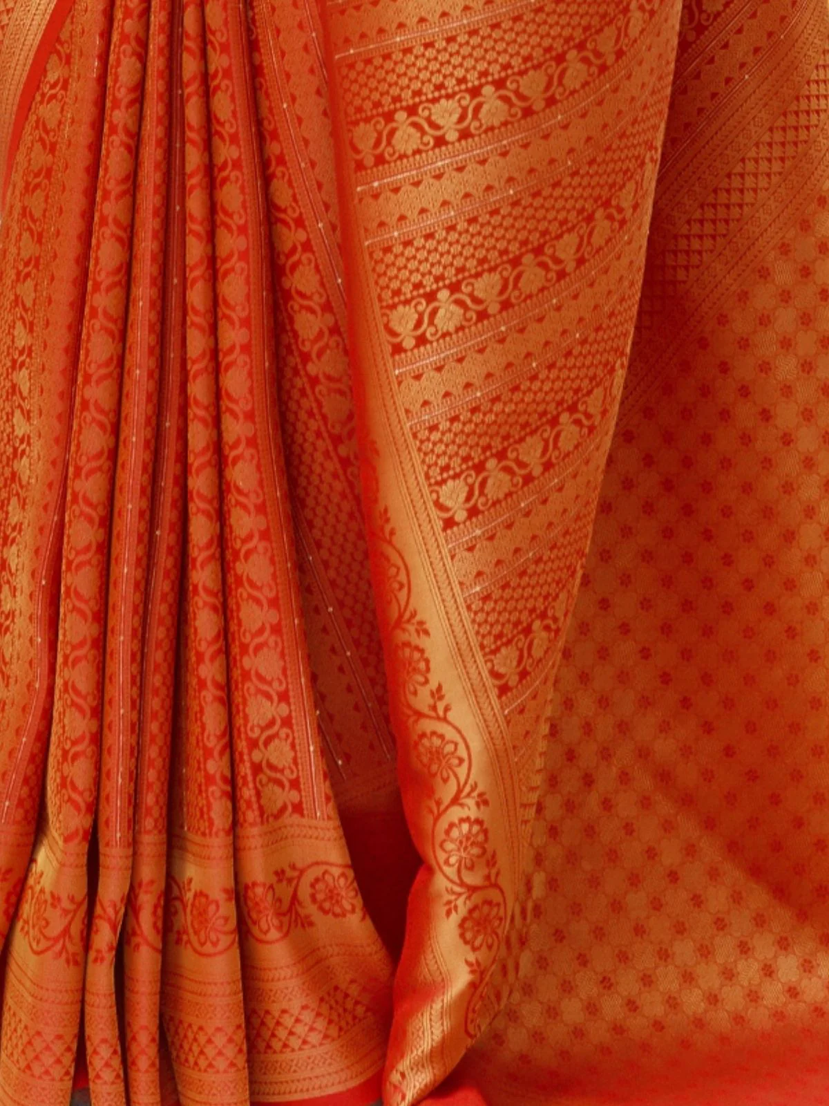 Odette Orange Woven Design Silk Blend Saree With Unstitched Blouse For Women - Image 3