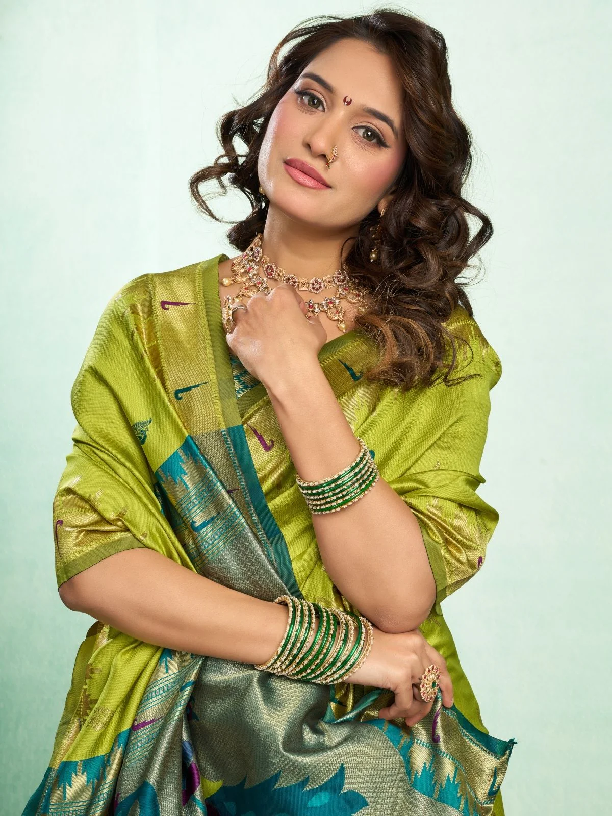 Odette Parrote Green Silk Woven Paithani Saree For Women - Image 5