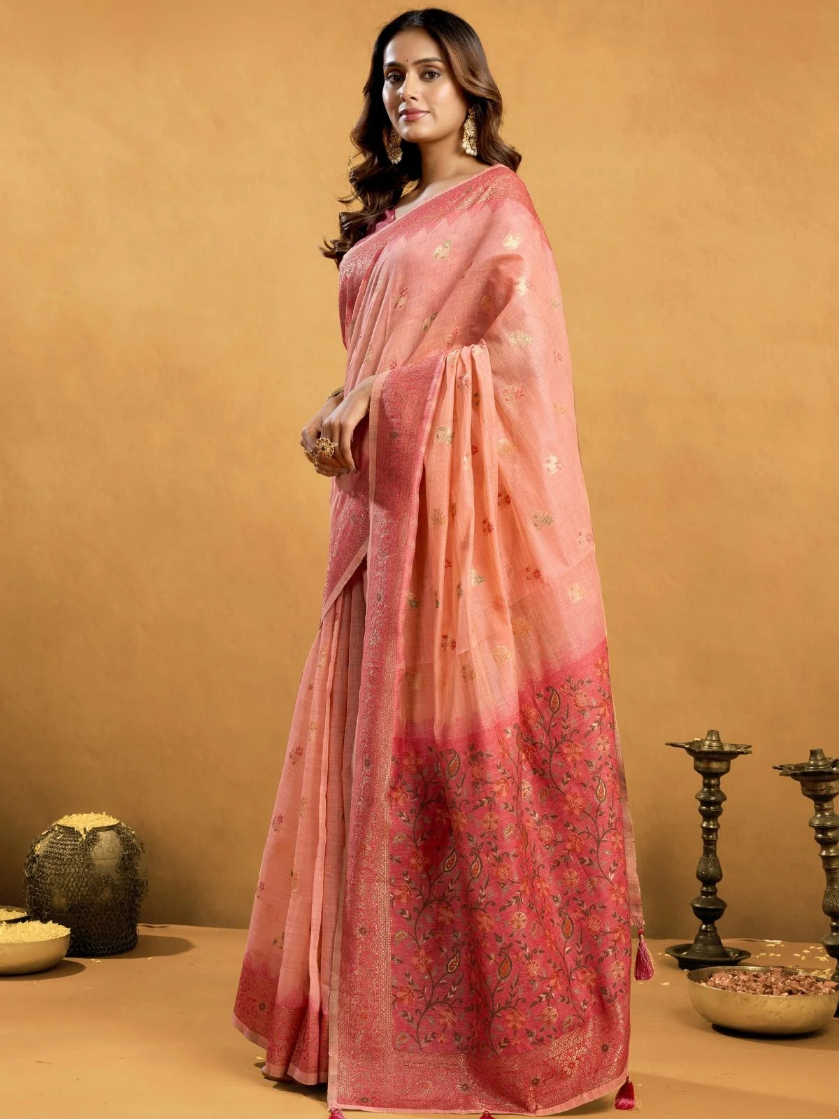 Odette Peach and Mauve Cotton Blend Woven Saree For Women - Image 2