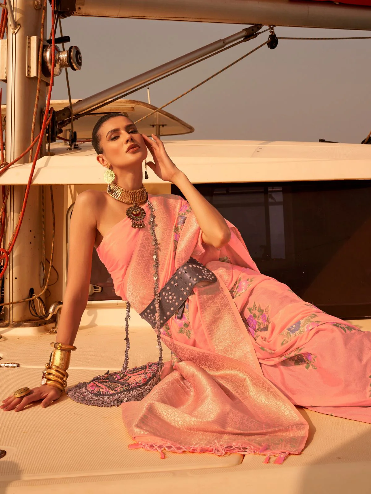Odette Peach Chinon Woven Saree With Unstitched Blouse for Women - Image 2