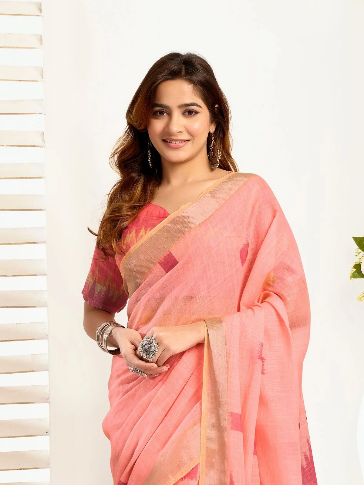 Odette Peach Cotton Linen Zari Work Saree For Women - Image 5