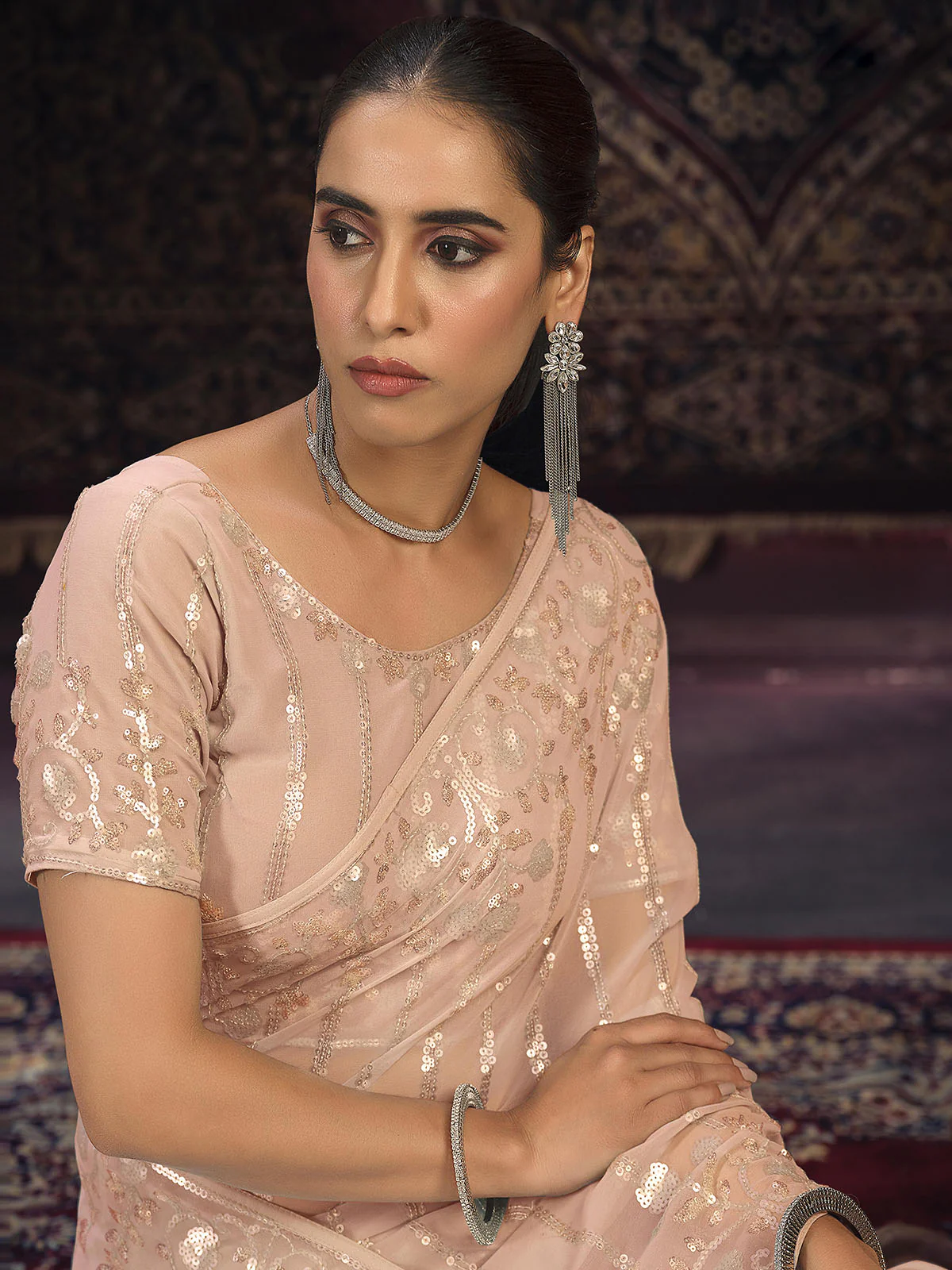 Odette Peach Embellished Georgette Saree With unstitched Blouse For Women - Image 3