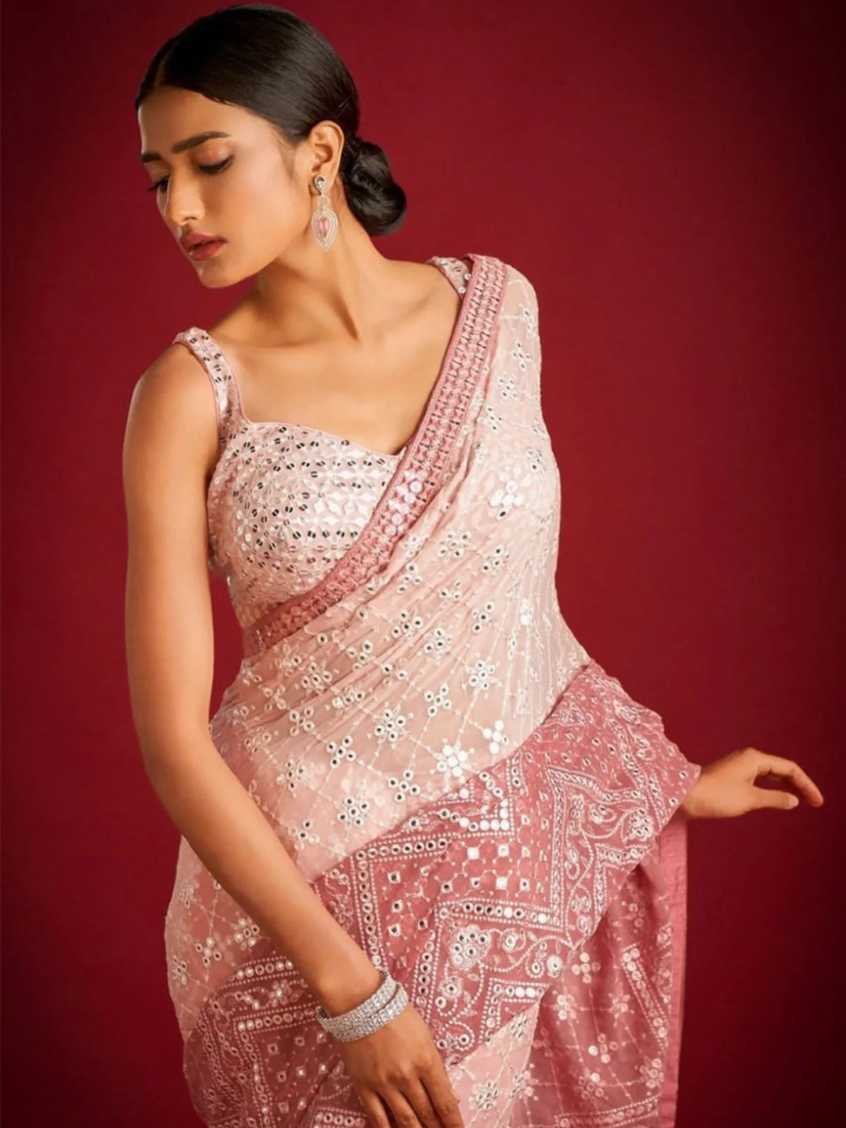Odette Peach Embroidered Georgette Saree With unstitched Blouse For Women - Image 3