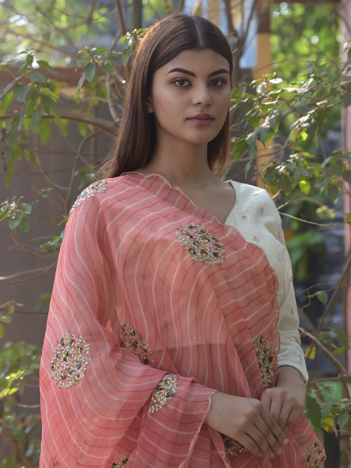Odette Peach Embroidered Simmar Saree with Unstitched Blouse for Women - Image 4