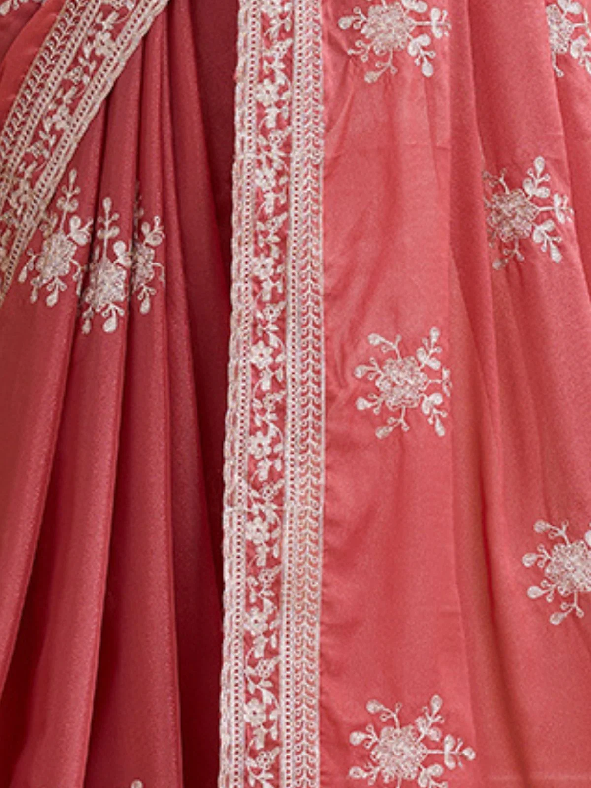 Odette Peach Georgette Printed Saree For Women - Image 5