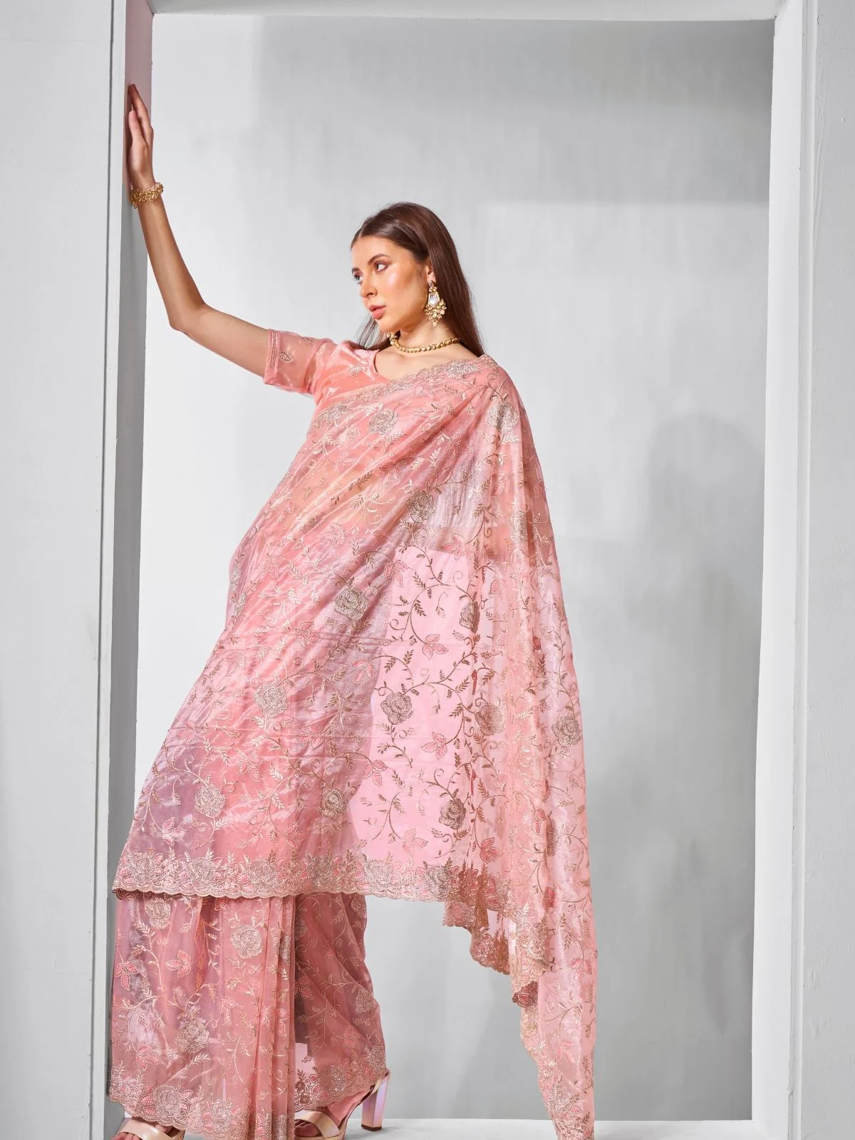 Odette Peach Net Embroidered Saree With Unstitched Blouse For Women - Image 3
