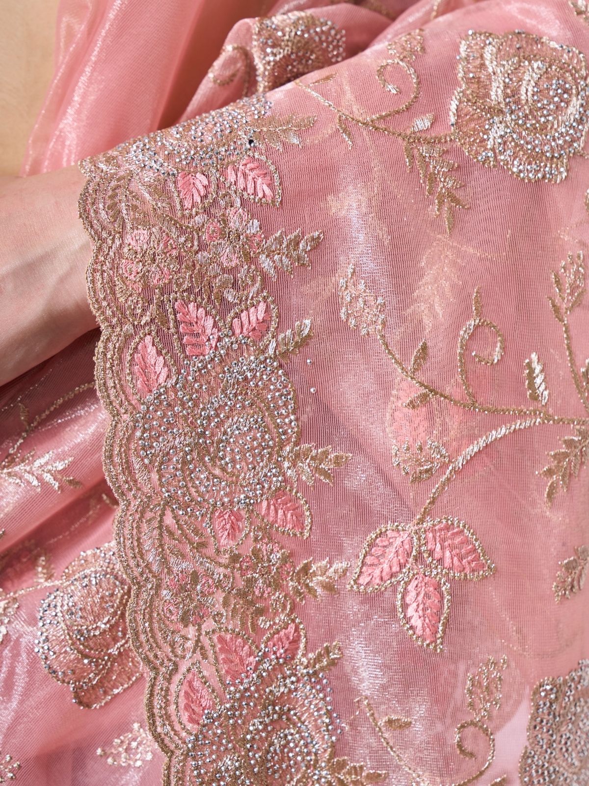 Odette Peach Net Embroidered Saree With Unstitched Blouse For Women - Image 7