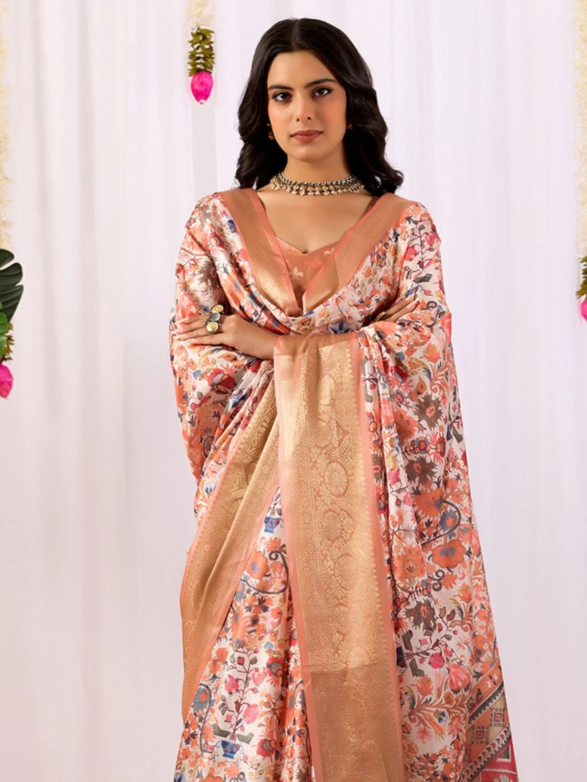 Odette Peach Silk Blend Printed Saree For Women - Image 4