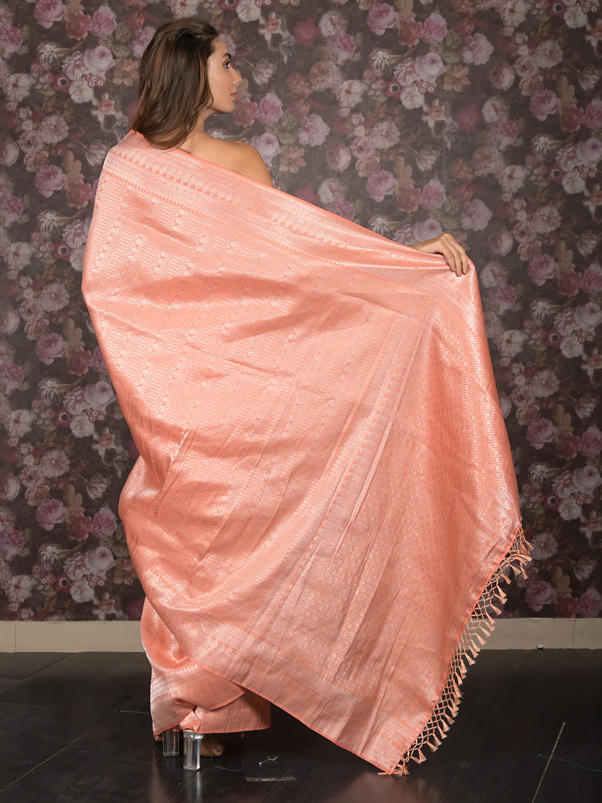 Odette Peach Silk Blend Woven Saree with Unstitched Blouse for Women - Image 5