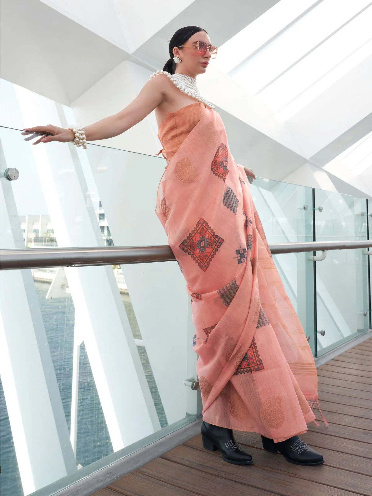 Odette Peach Tissue Printed Saree With Unstitched Blouse For Women - Image 2