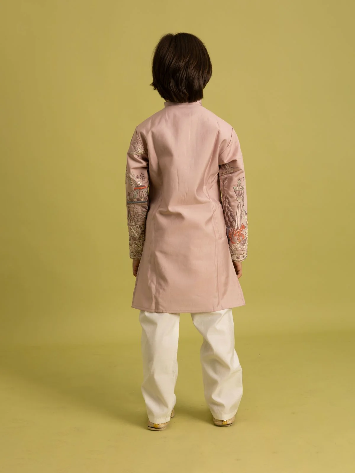 Odette Peach Viscose Silk Embroidered Kurta Set For Kids - Image 3