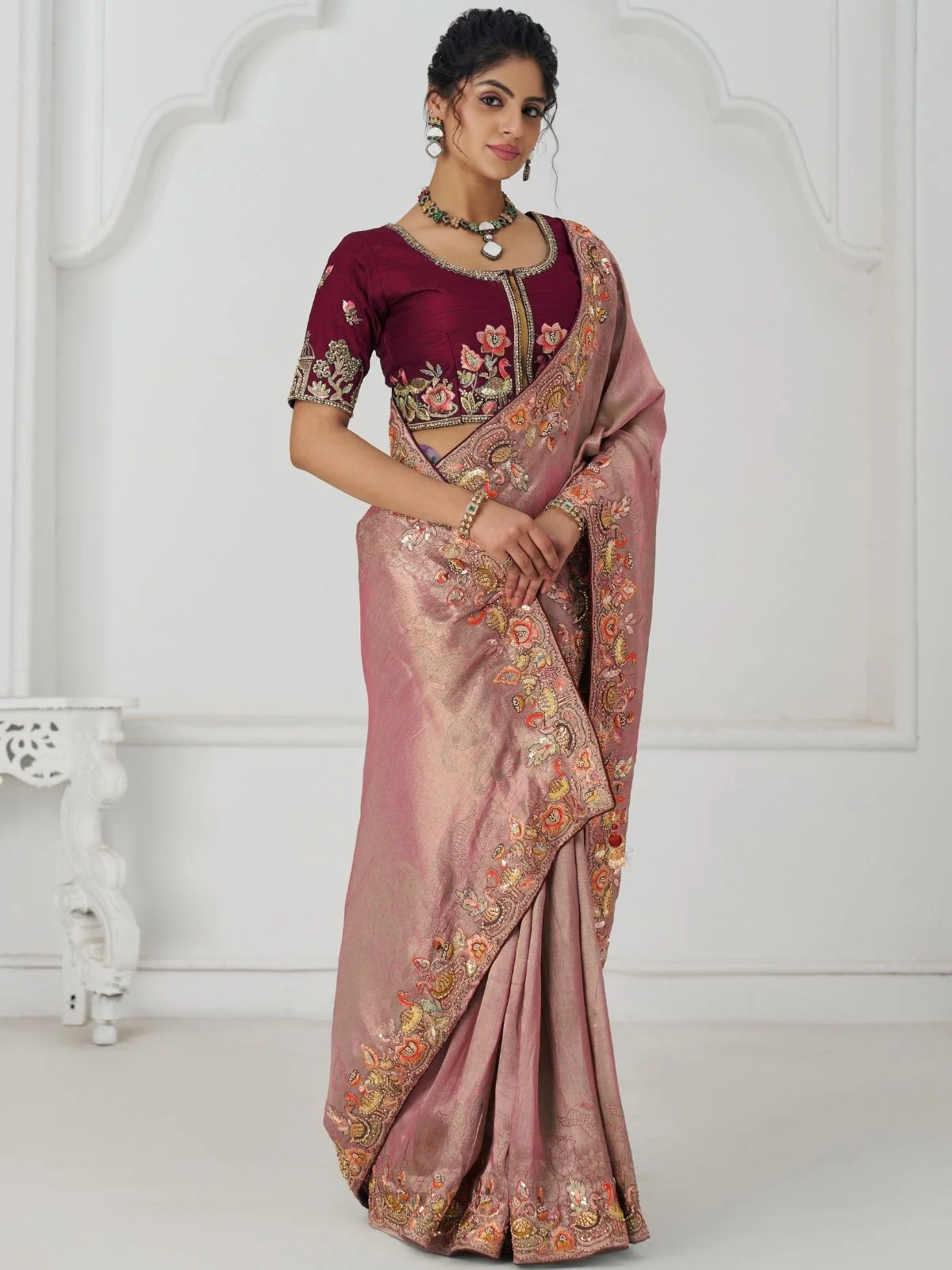 Odette Peach Viscose Silk Embroidered Saree For Women - Image 2