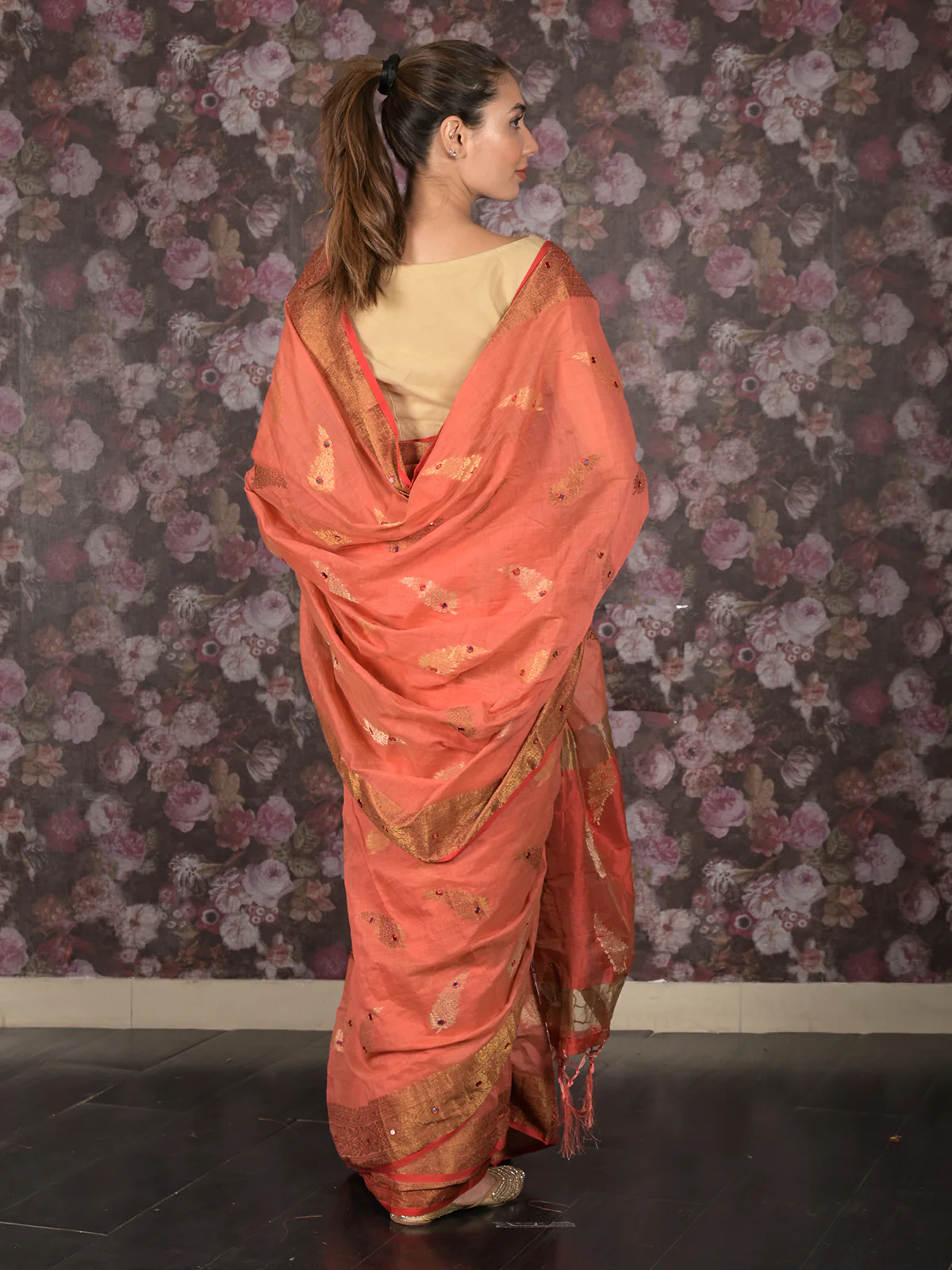 Odette Peach Woven Cotton Silk Blend Saree With Unstitched Blouse For Women - Image 5