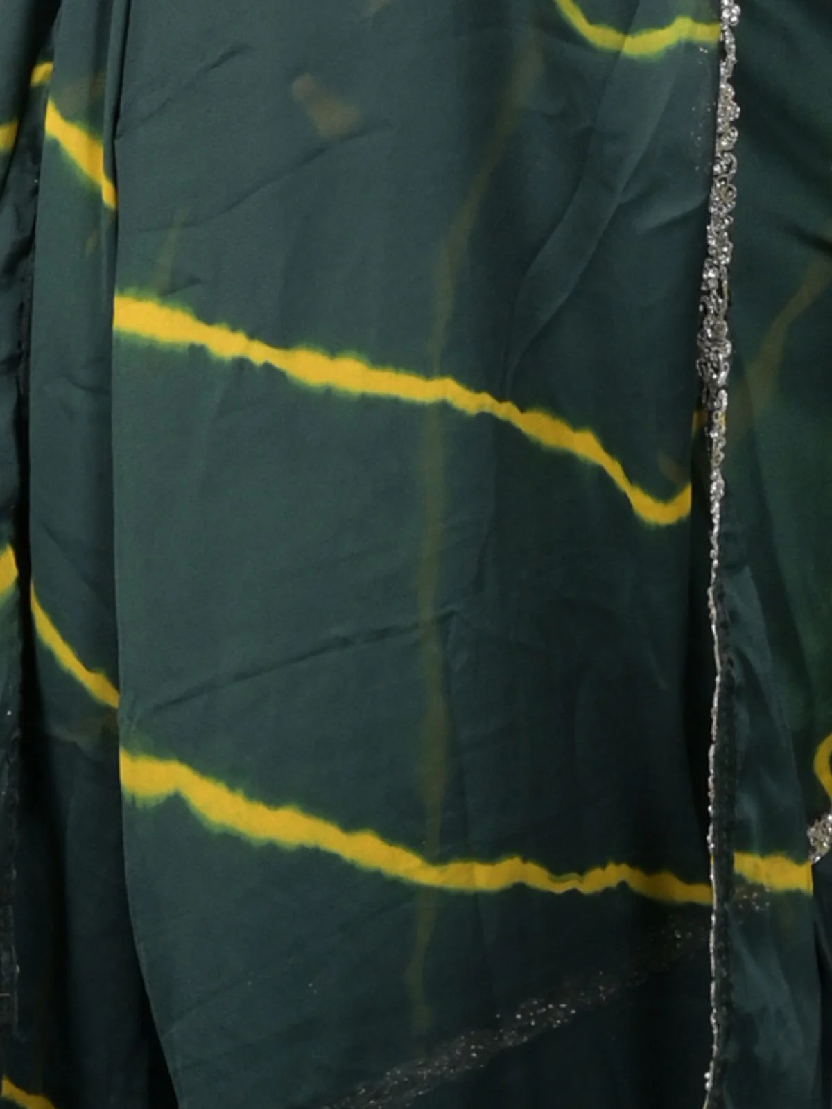 Odette Dark Green Georgette Printed Saree Without Blouse For Women - Image 5