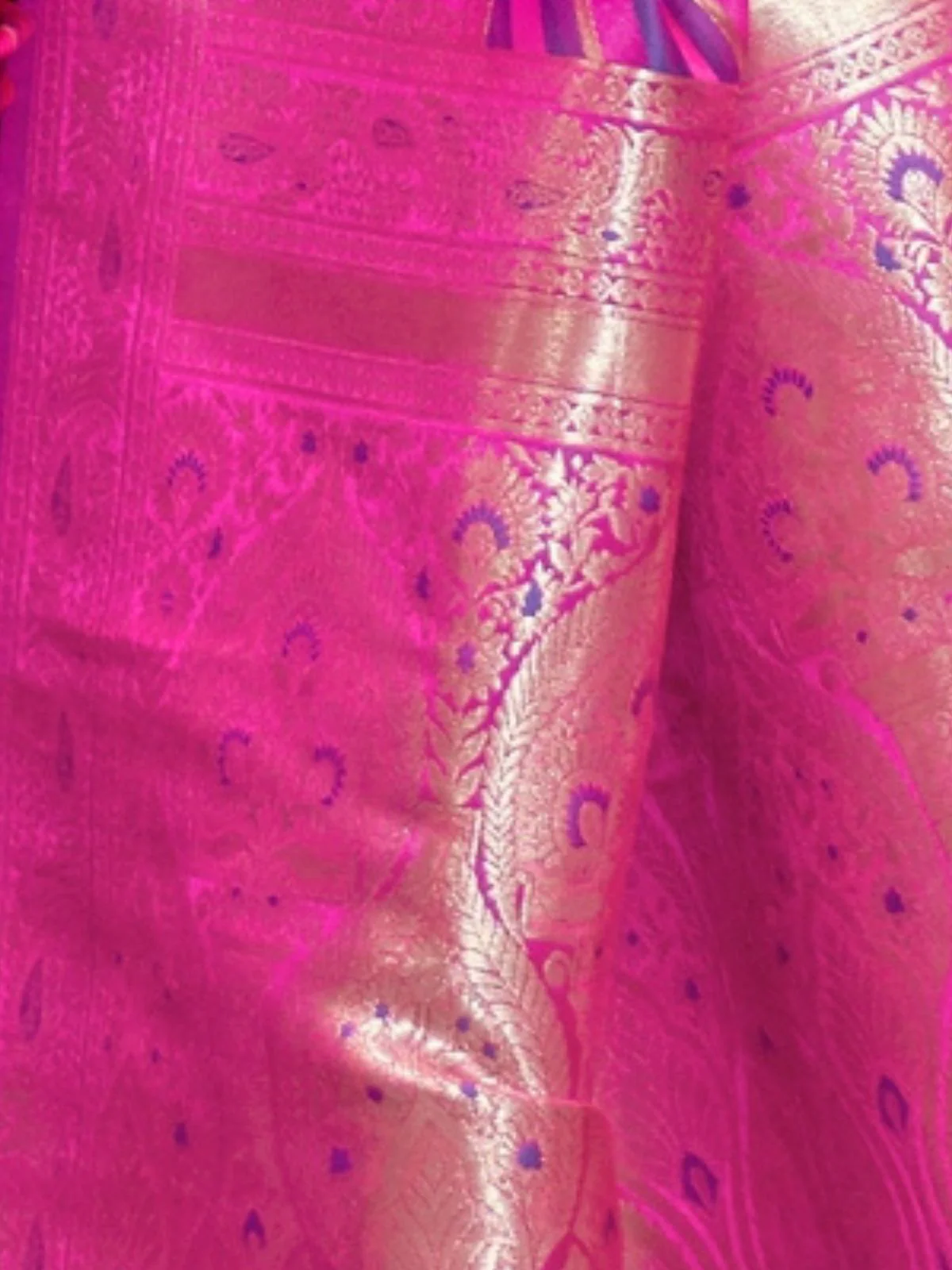 Odette Pink And Purple Woven Design Silk Blend Saree With Unstitched Blouse For Women - Image 3