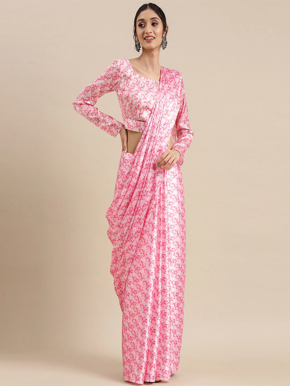 Odette Pink And White Satin Printed Saree With Unstitched Blouse For Women - Image 2