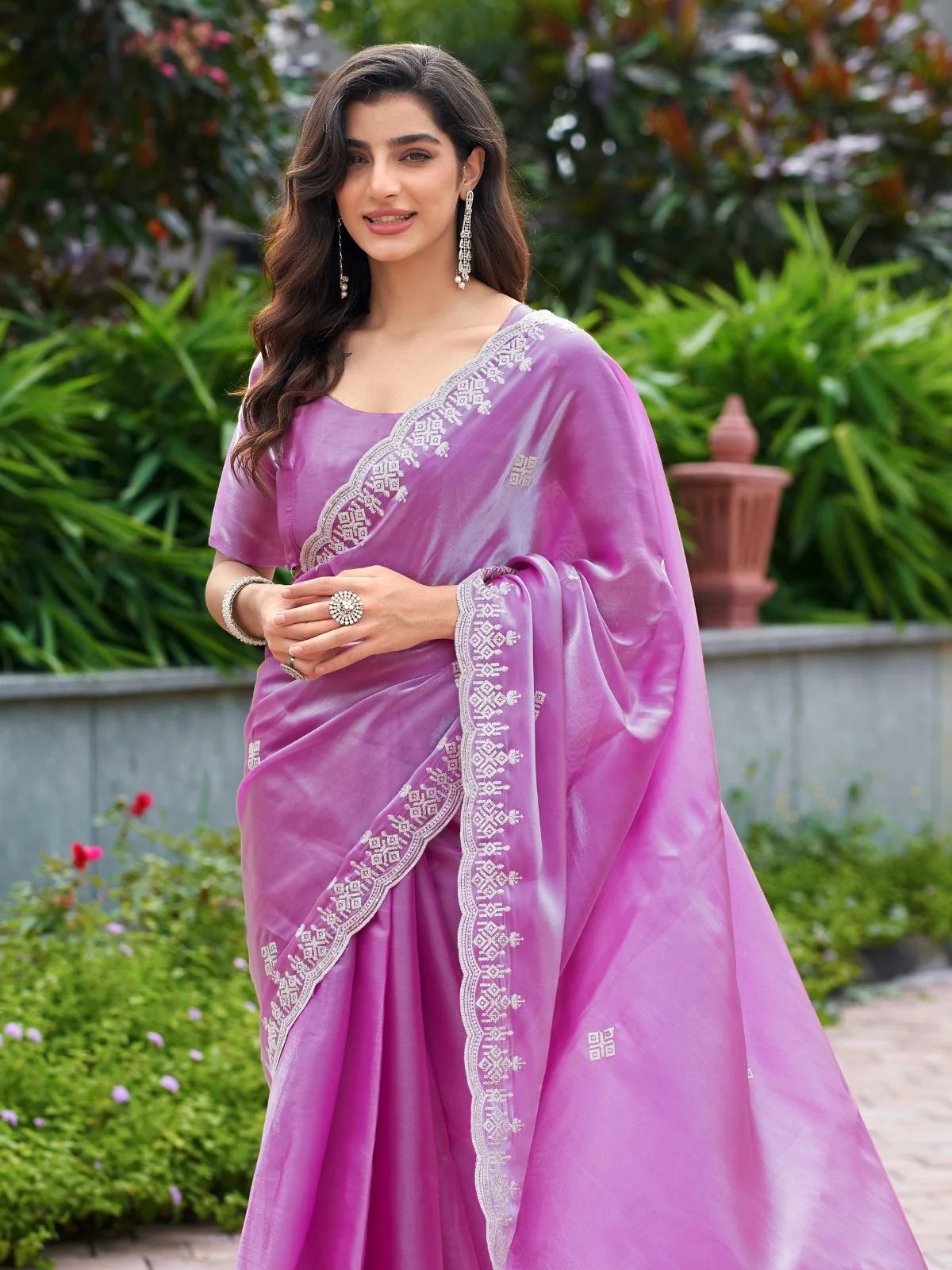 Odette Pink Chiffon Embroidered Saree For Women - Image 5