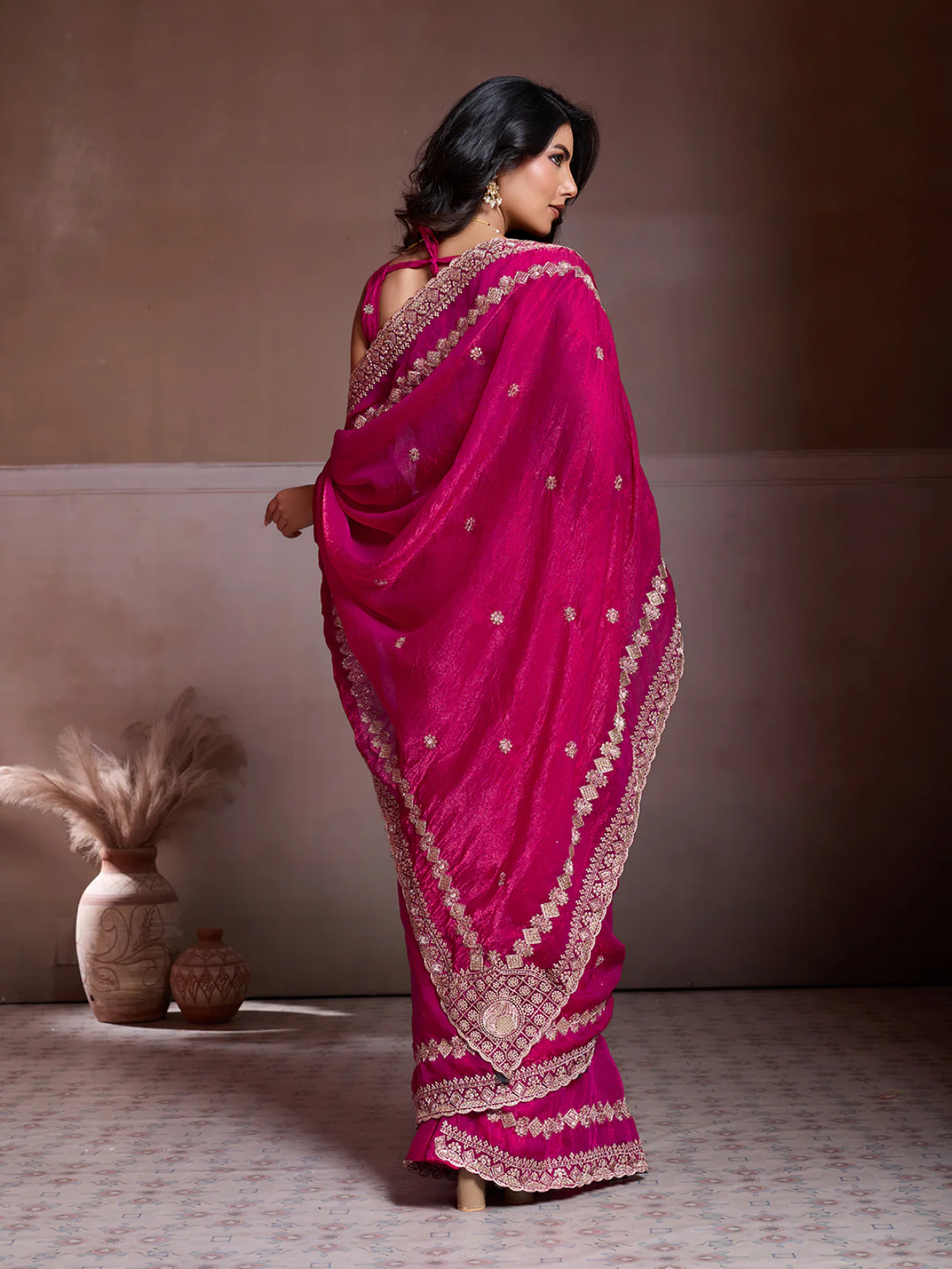 Odette Pink Chiffon Embroidered Saree For Women - Image 3