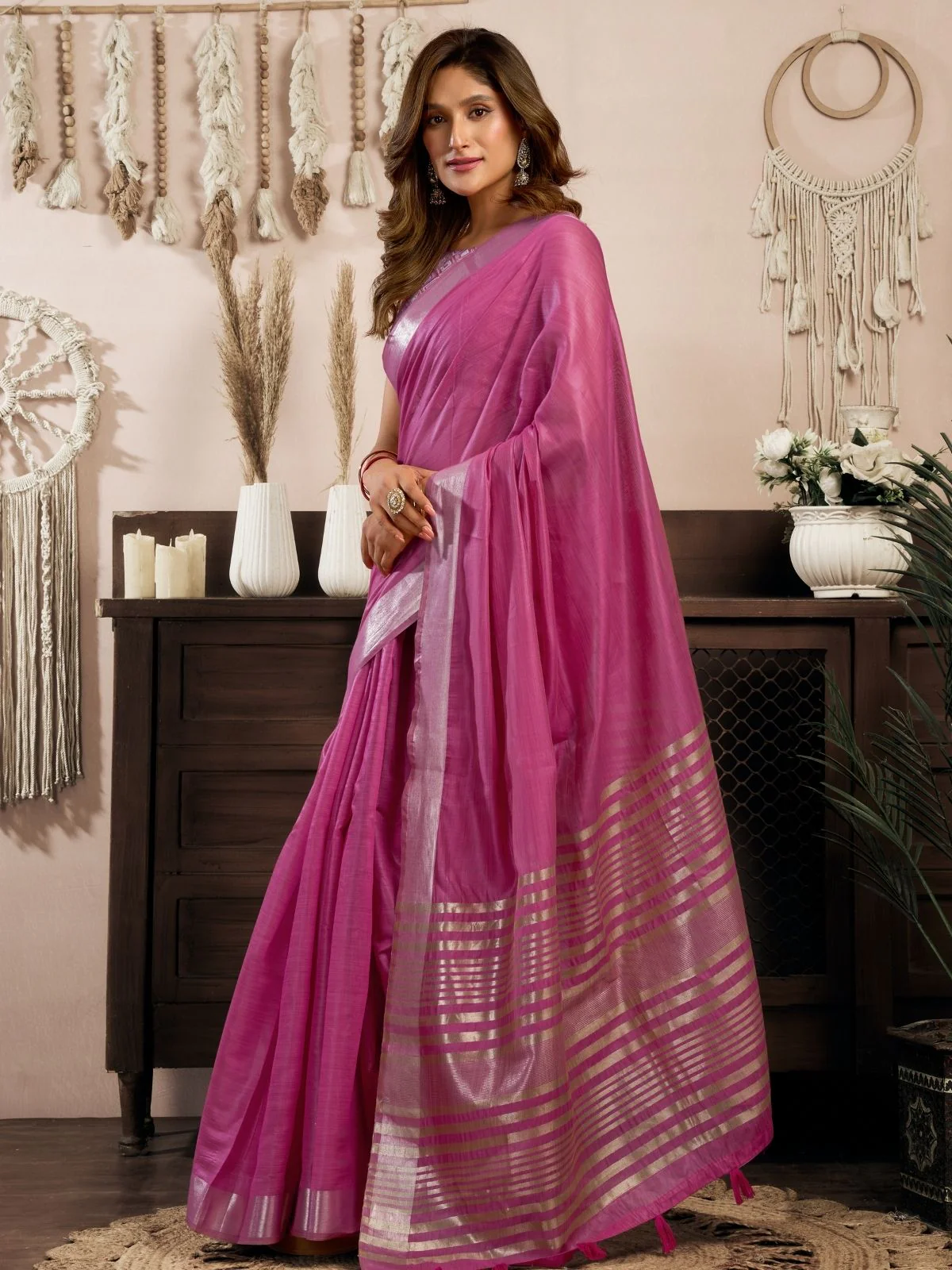 Odette Pink Cotton Blend Woven Saree For Women - Image 2