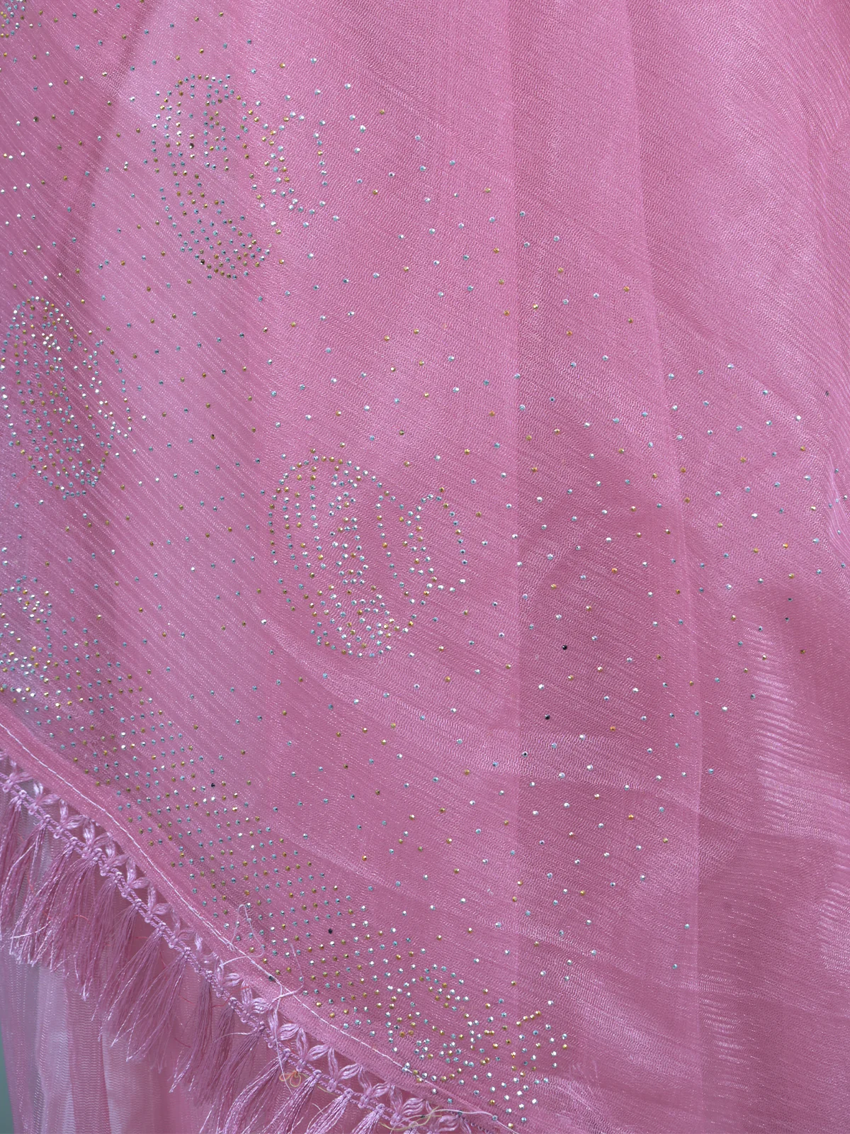 Odette Pink Embellished Net Saree with Unstitched Blouse for Women - Image 5
