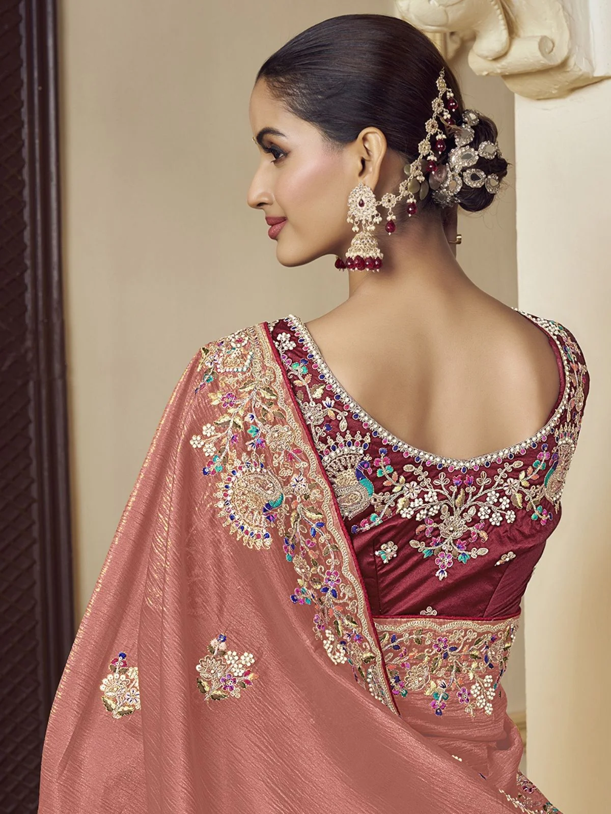 Odette Pink Georgette Embroidered Elegant Saree For Women - Image 3