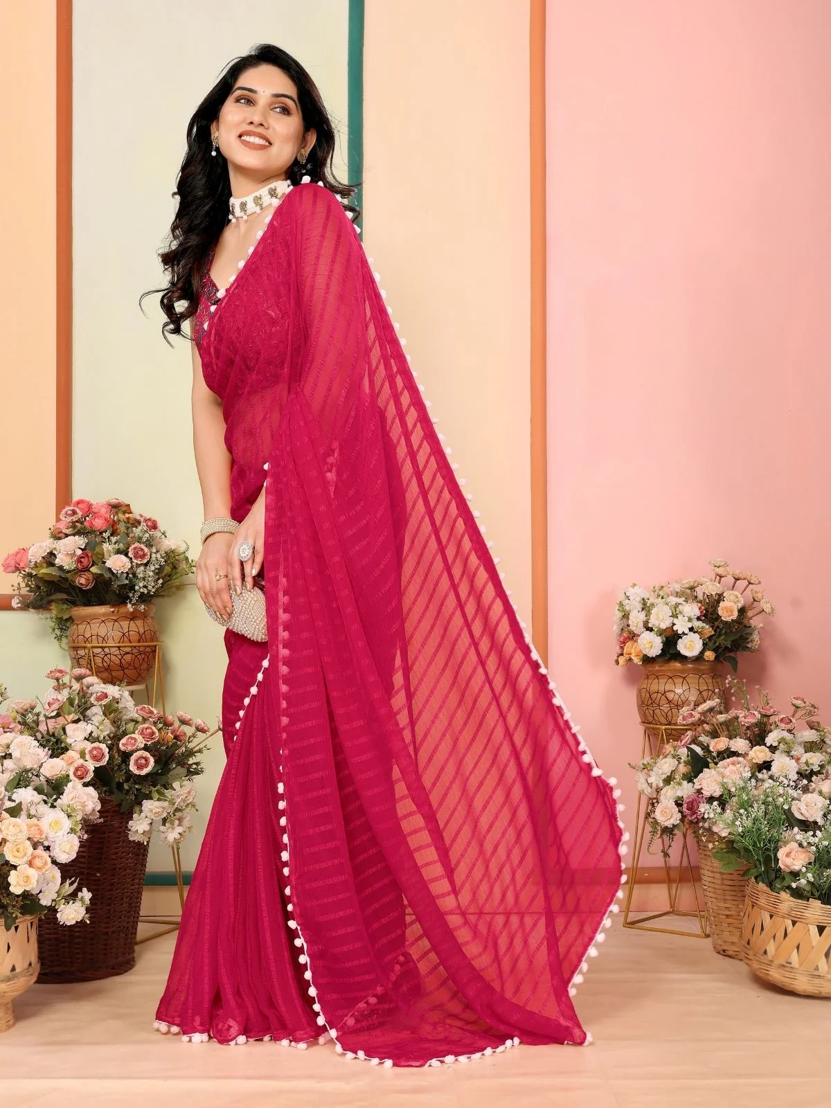 Odette Pink Georgette Plain Saree For Women - Image 2