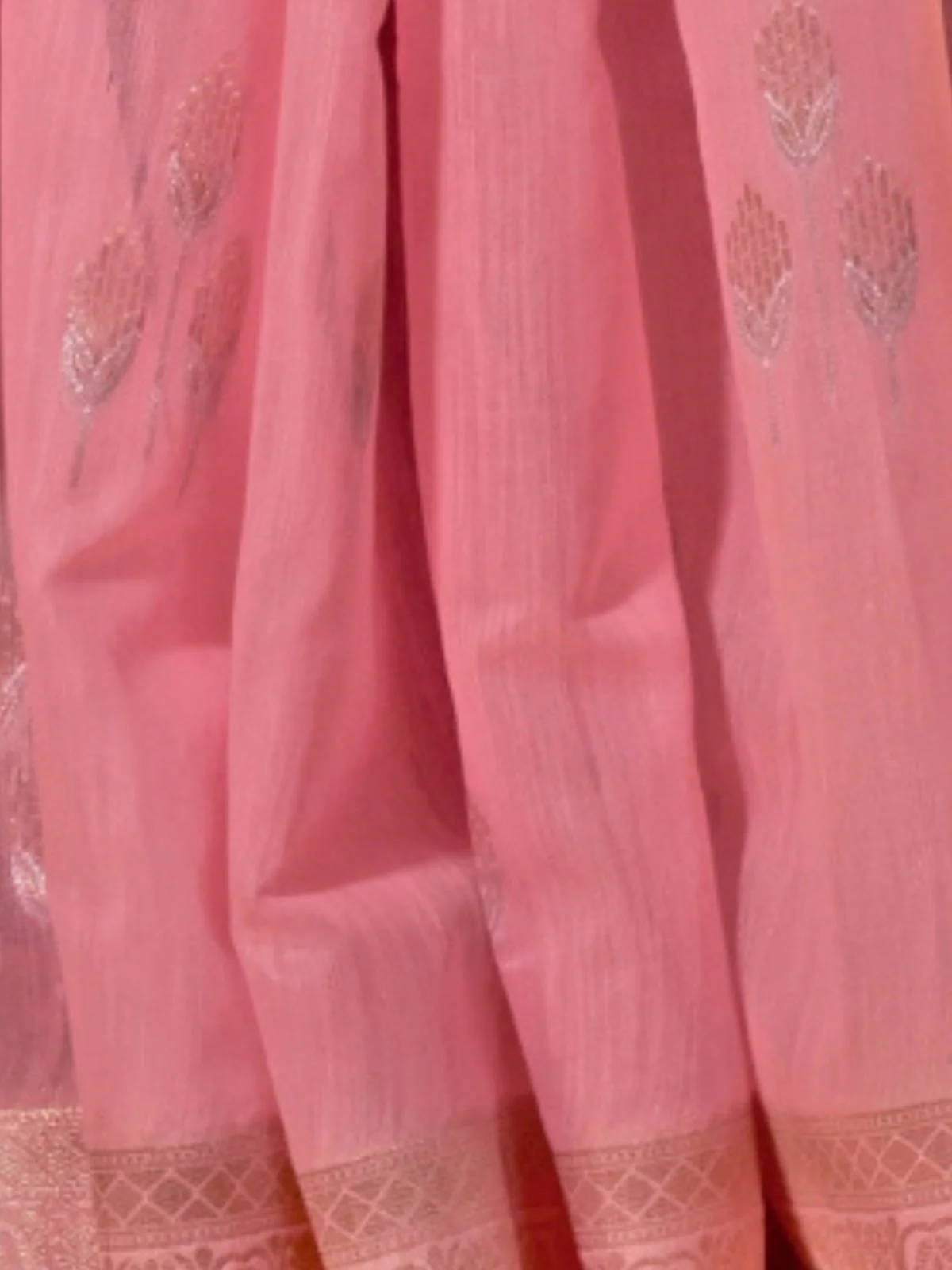 Odette Pink Linen Woven Saree With Unstitched Blouse For Women - Image 3