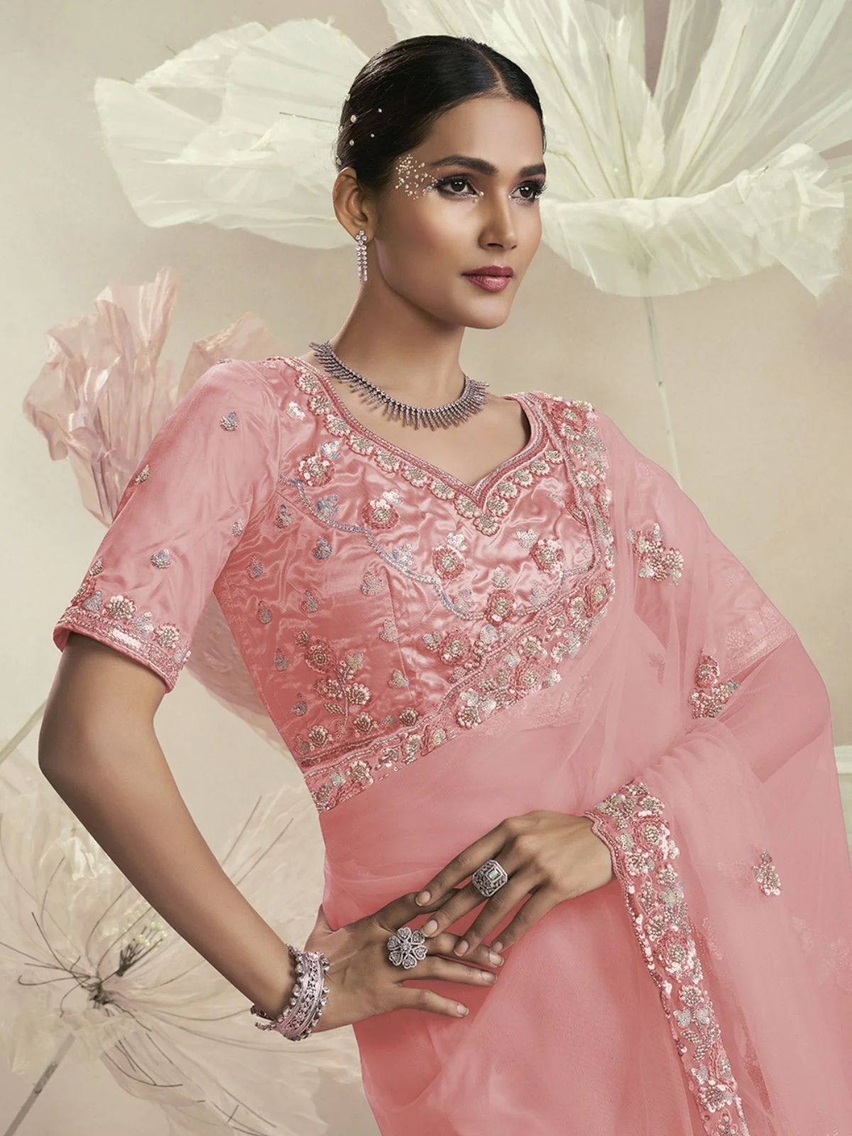Odette Pink Net Embellished Elegant Saree For Women - Image 3