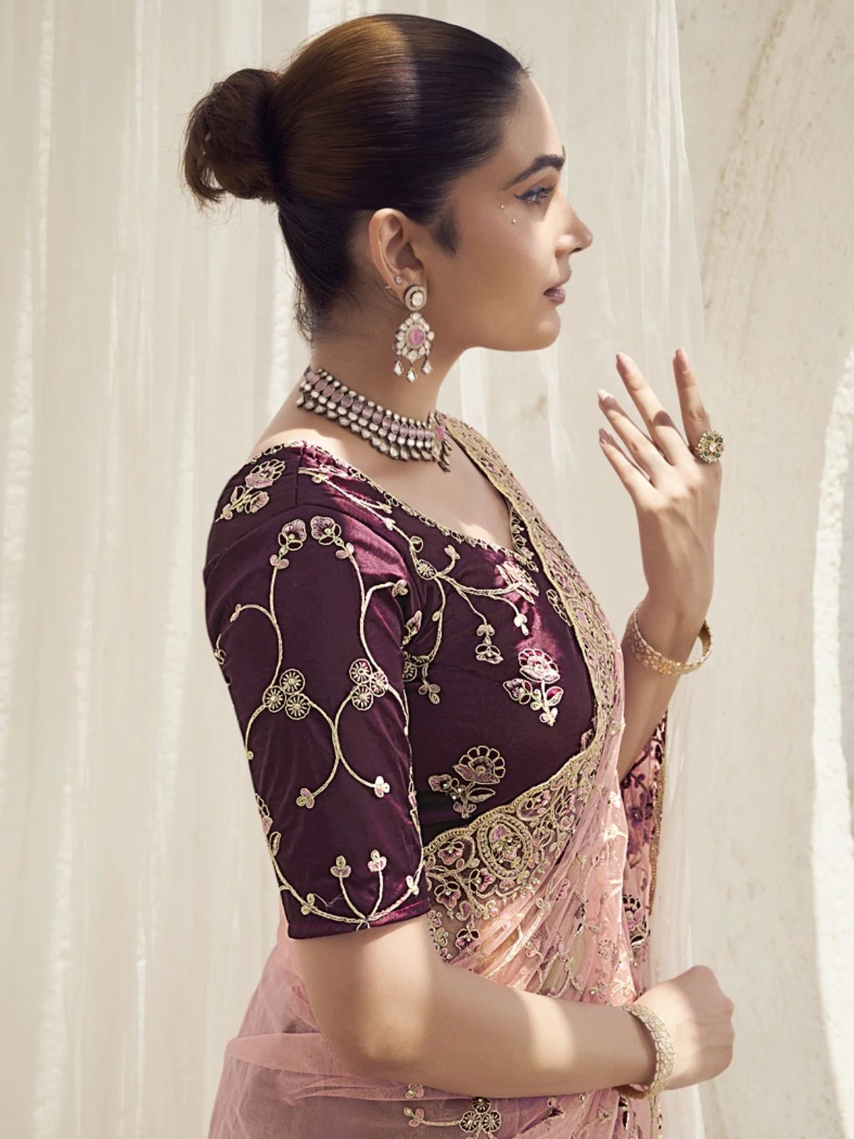 Odette Pink Net Embroidered Elegant Saree For Women - Image 3