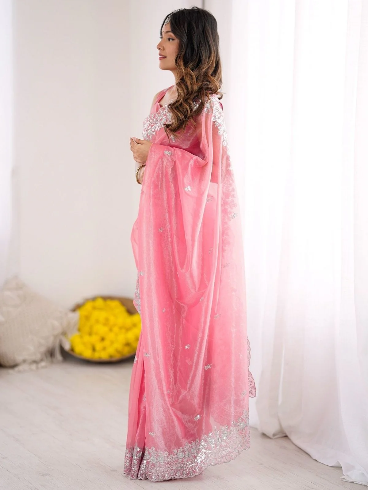 Odette Pink Organza Embellished Solid Saree For Women - Image 3