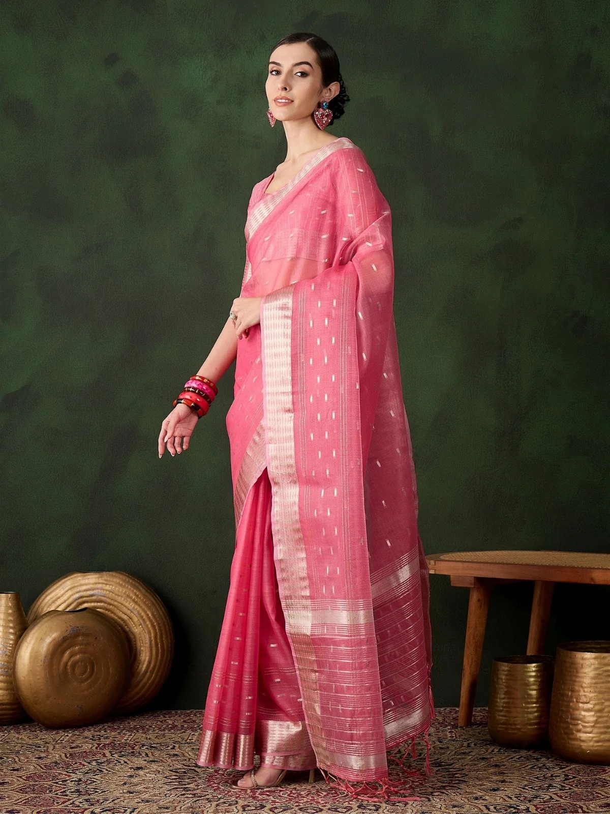 Odette Pink Organza Woven Saree With Unstitched Blouse For Women - Image 2
