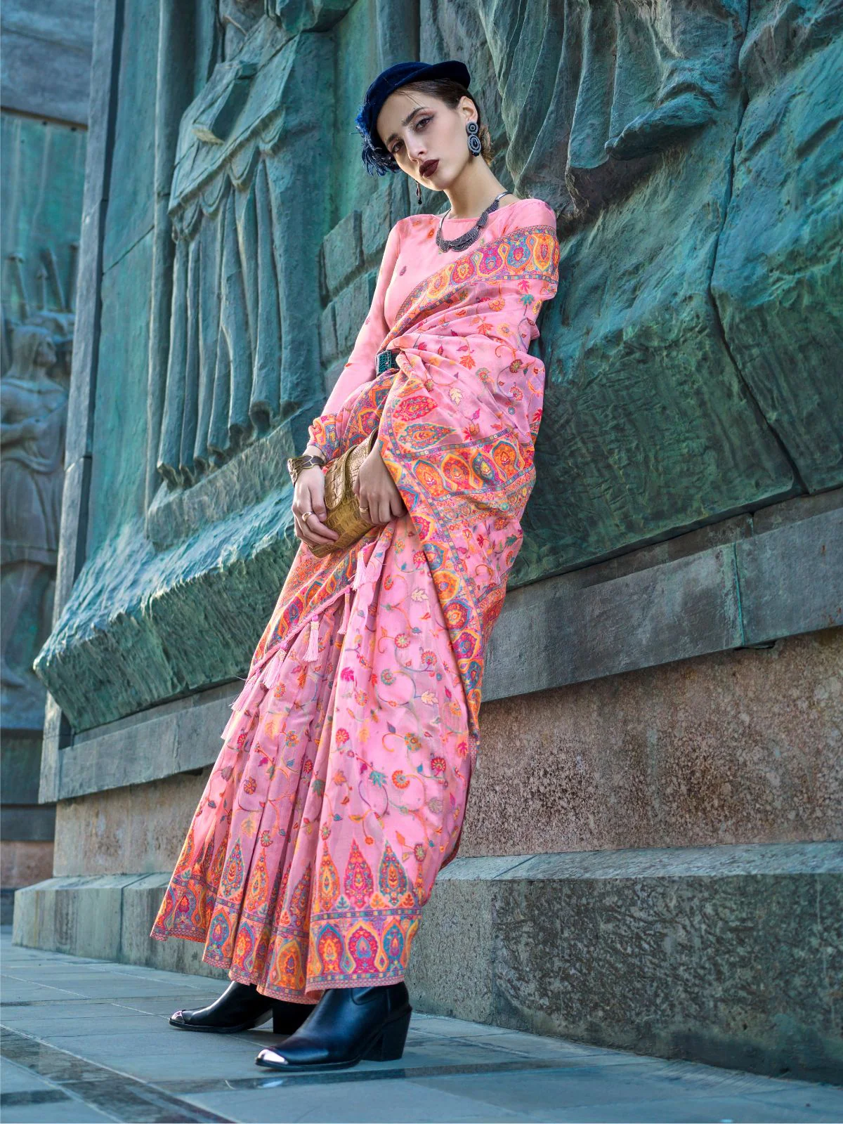 Odette Pink Organza Woven Saree With Unstitched Blouse For Women - Image 2