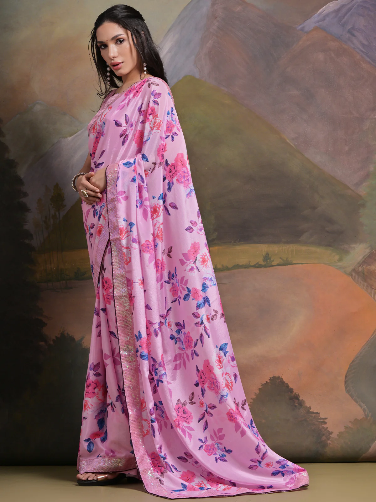 Odette Pink Printed Chiffon Saree With Unstitched Blouse For Women - Image 2