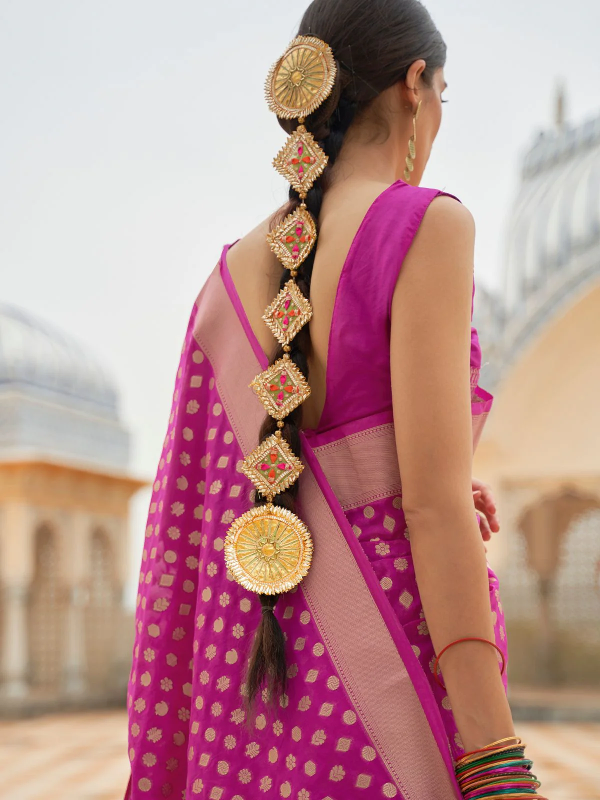 Odette Pink Woven Silk Blend Saree With Unstitched Blouse For Women - Image 3