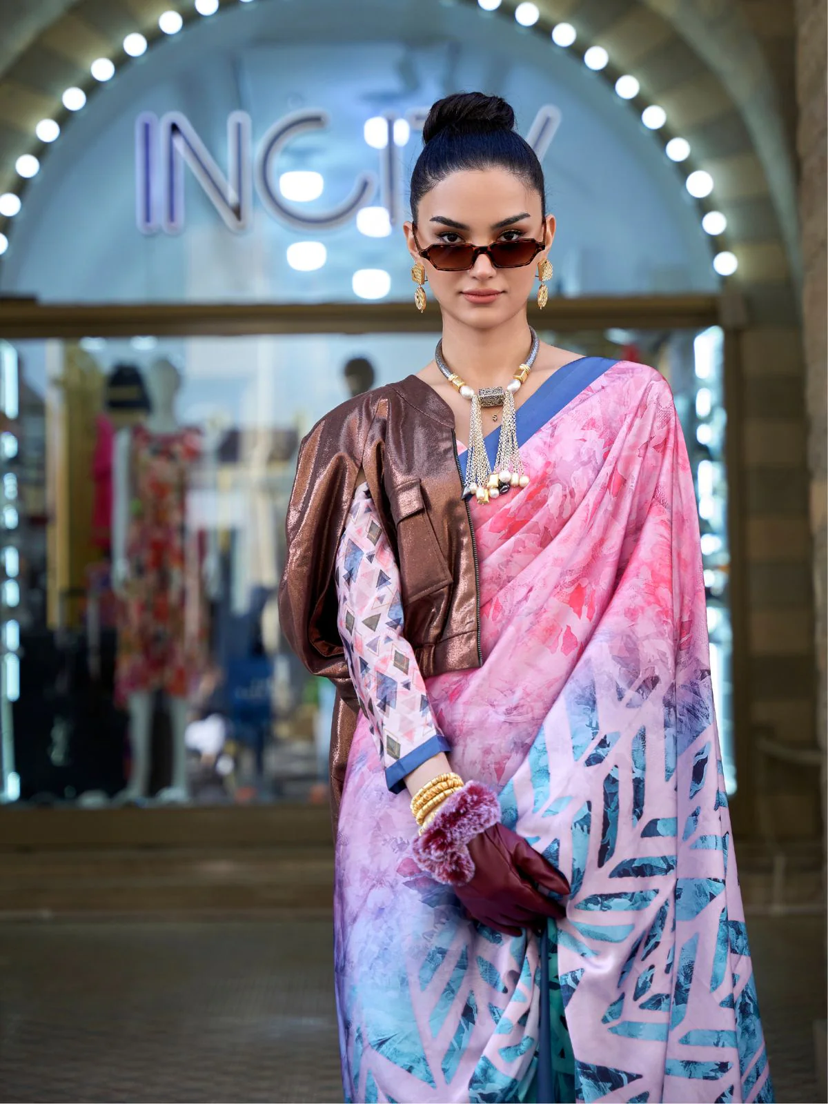 Odette Pink Satin Printed Saree With Unstitched Blouse For Women - Image 2